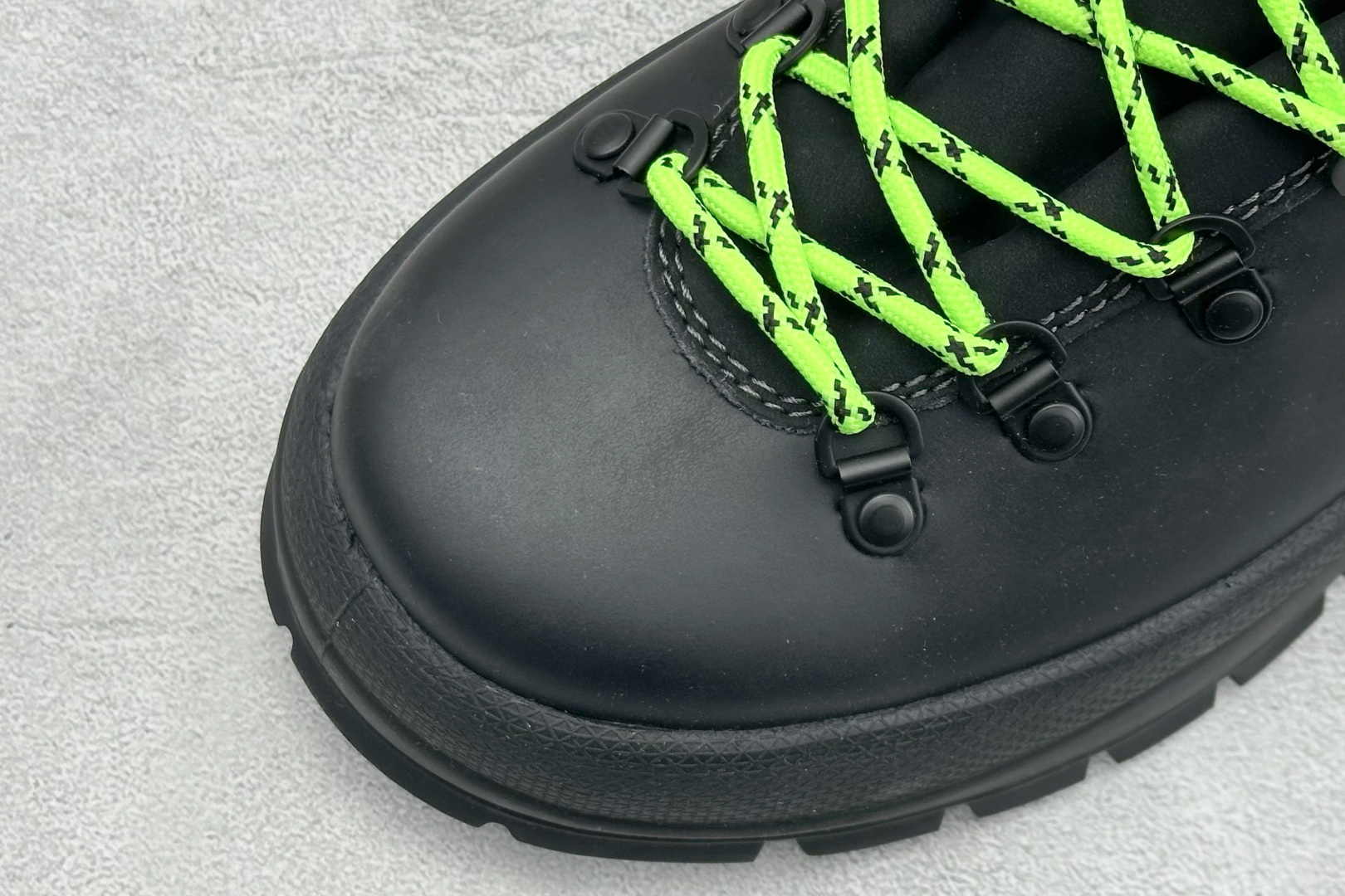 300 纯原ECCO爱步跑步鞋百搭舒适 秋冬新款厚底休闲运动鞋男鞋 550614-51052