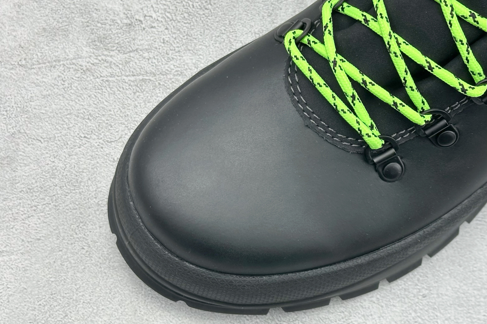 320 纯原ECCO爱步跑步鞋百搭舒适 秋冬新款厚底休闲运动鞋男鞋 550604-51052