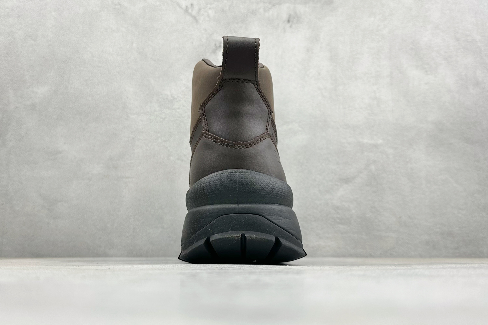 320 纯原ECCO爱步跑步鞋百搭舒适 秋冬新款厚底休闲运动鞋男鞋 550604-61081