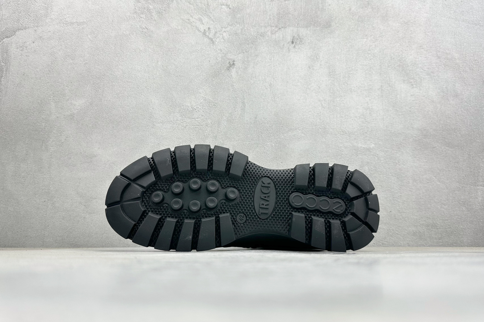 320 纯原ECCO爱步跑步鞋百搭舒适 秋冬新款厚底休闲运动鞋男鞋 550604-61081