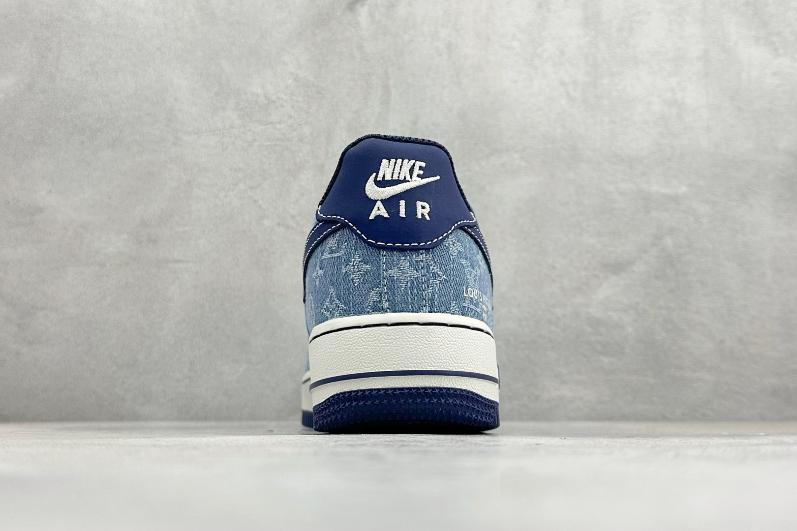 260 SC版NIke Air Force 1 '07 Low “LV联名--经典蓝牛仔” 空军一号低帮 运动鞋 NH0601-578