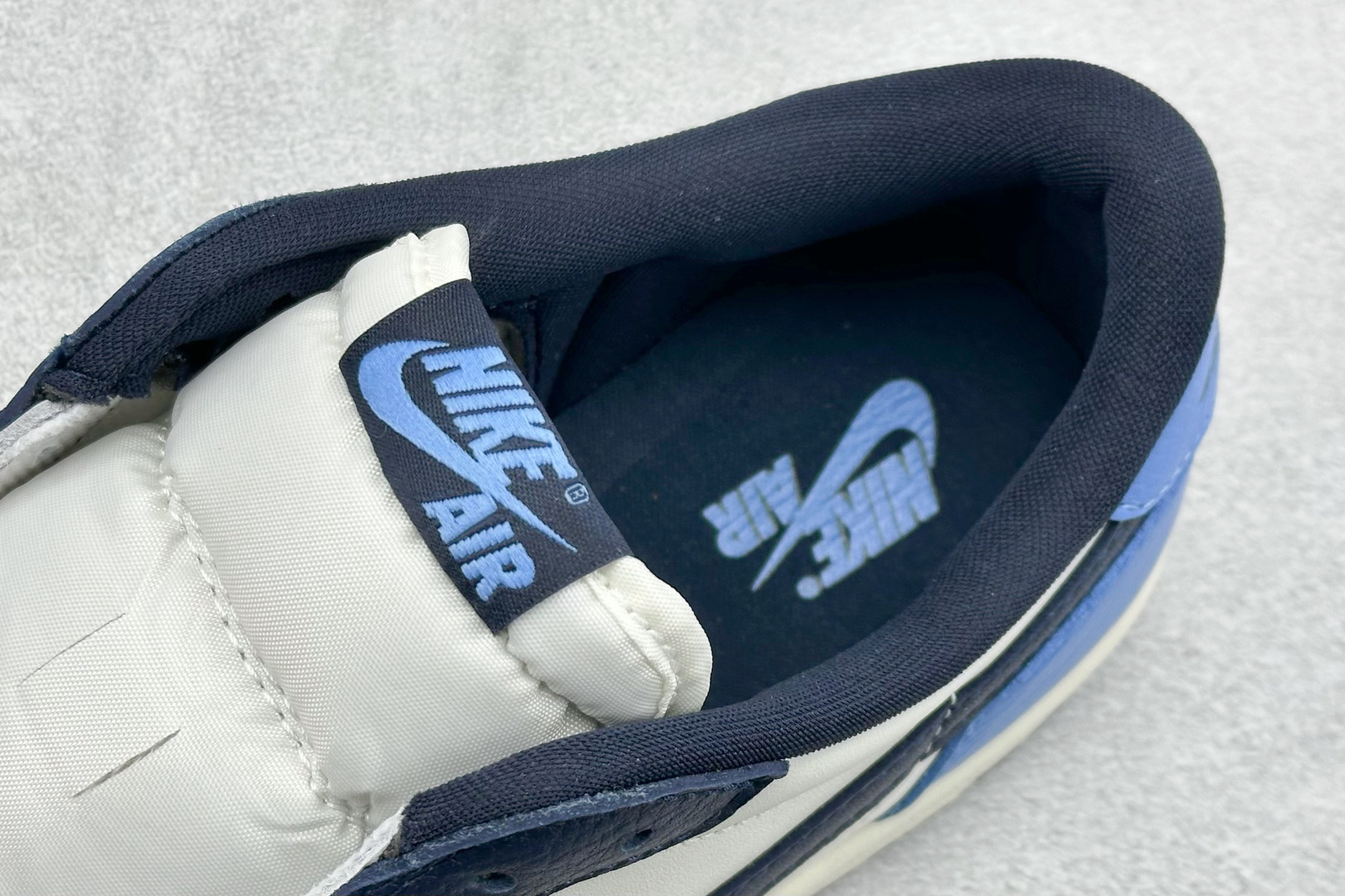 260 F版Fragment x TS x Air Jordan 1 Low 三方联名低帮板鞋 CZ0790-400