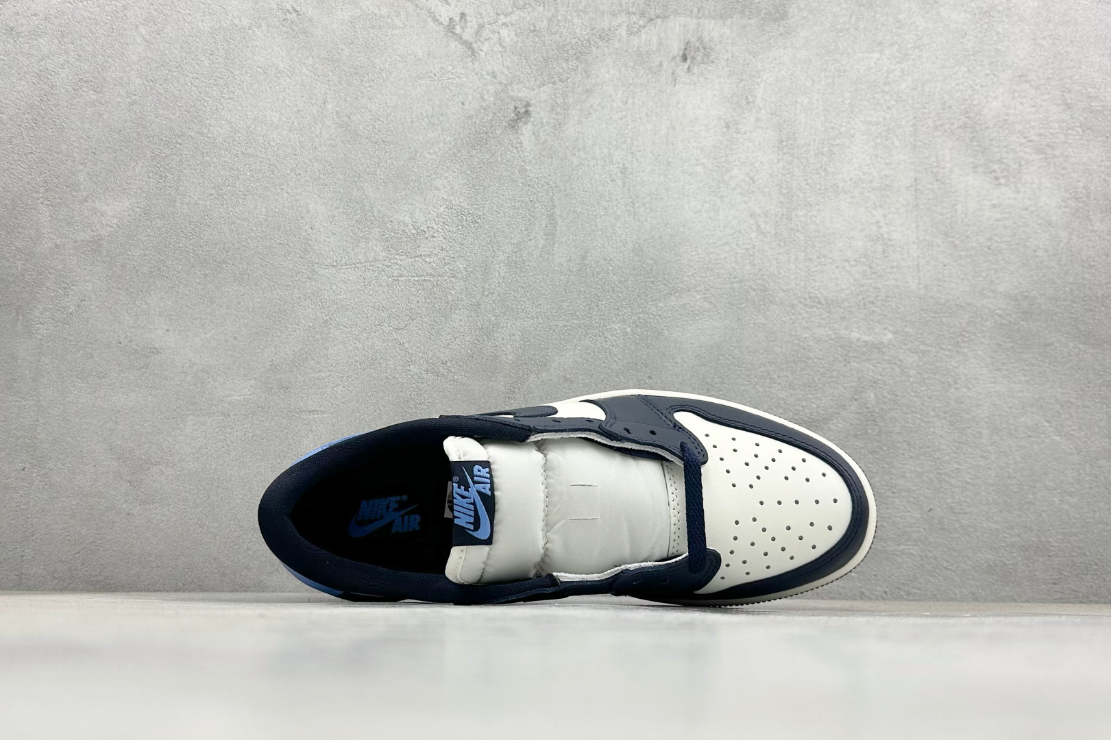 260 F版Fragment x TS x Air Jordan 1 Low 三方联名低帮板鞋 CZ0790-400