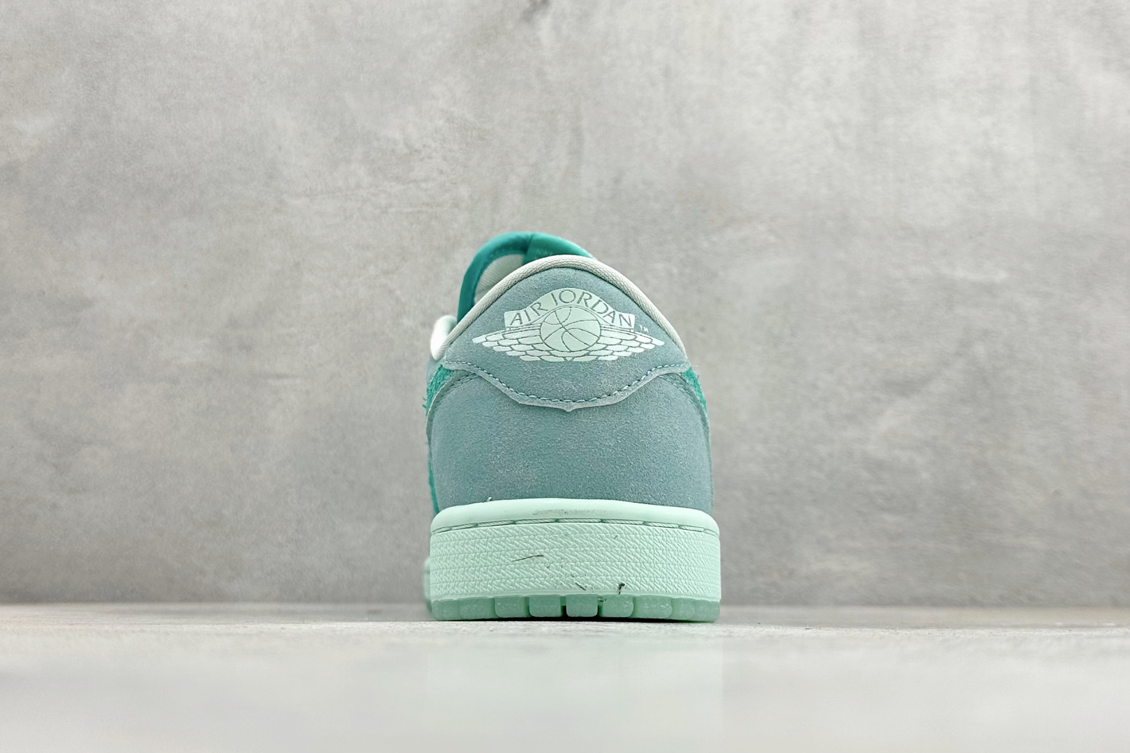 260 F版Fragment x TS x Air Jordan 1 Low 三方联名低帮板鞋 HQ8811-300