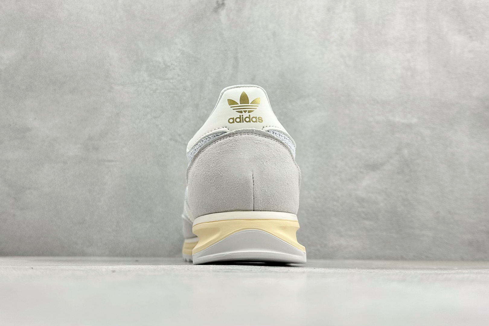 180 ML版AD Originals SL 72 RS 休闲防滑耐磨低帮板鞋 JR8773