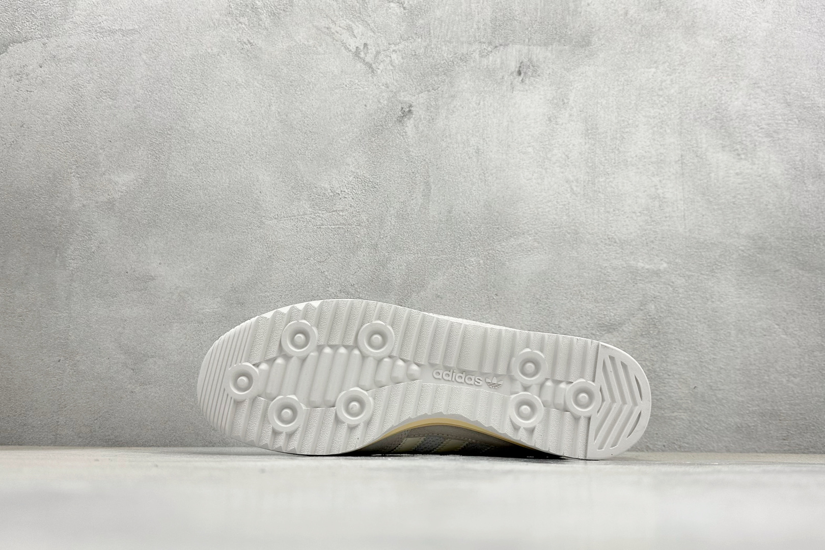 180 ML版AD Originals SL 72 RS 休闲防滑耐磨低帮板鞋 JR8773