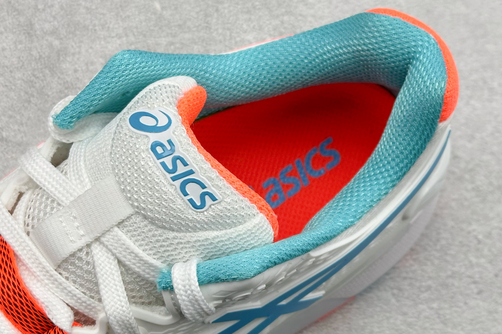 190 Asics Gel-Resoluti9 亚瑟士复古透气缓震休闲跑步鞋 1041A435-100