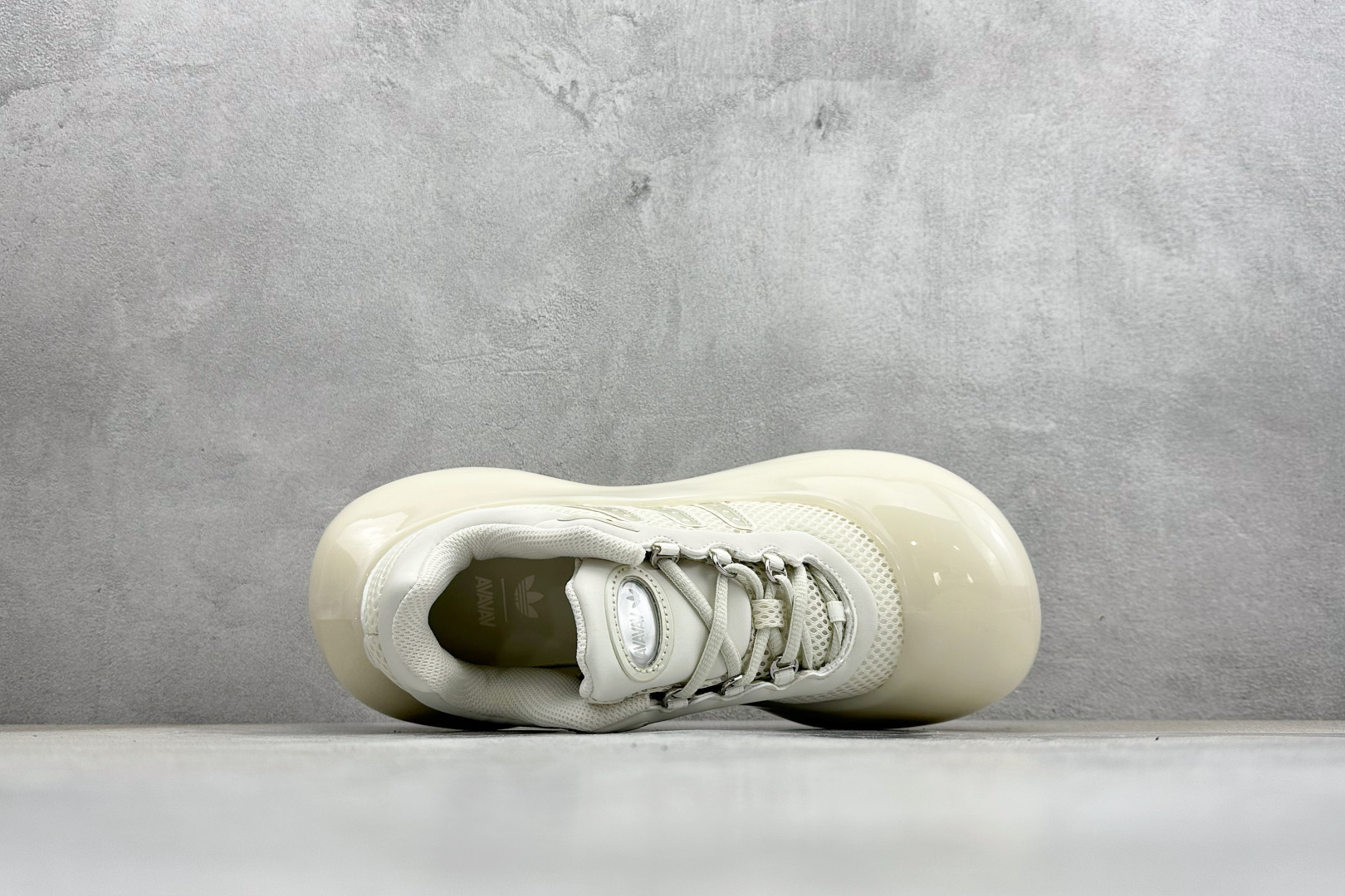 300 AVAVAV x AdidOriginals Moonrubber Megaride 阿迪达斯 联名款 舒适 防滑耐磨 低帮 生活休闲鞋 JI1495