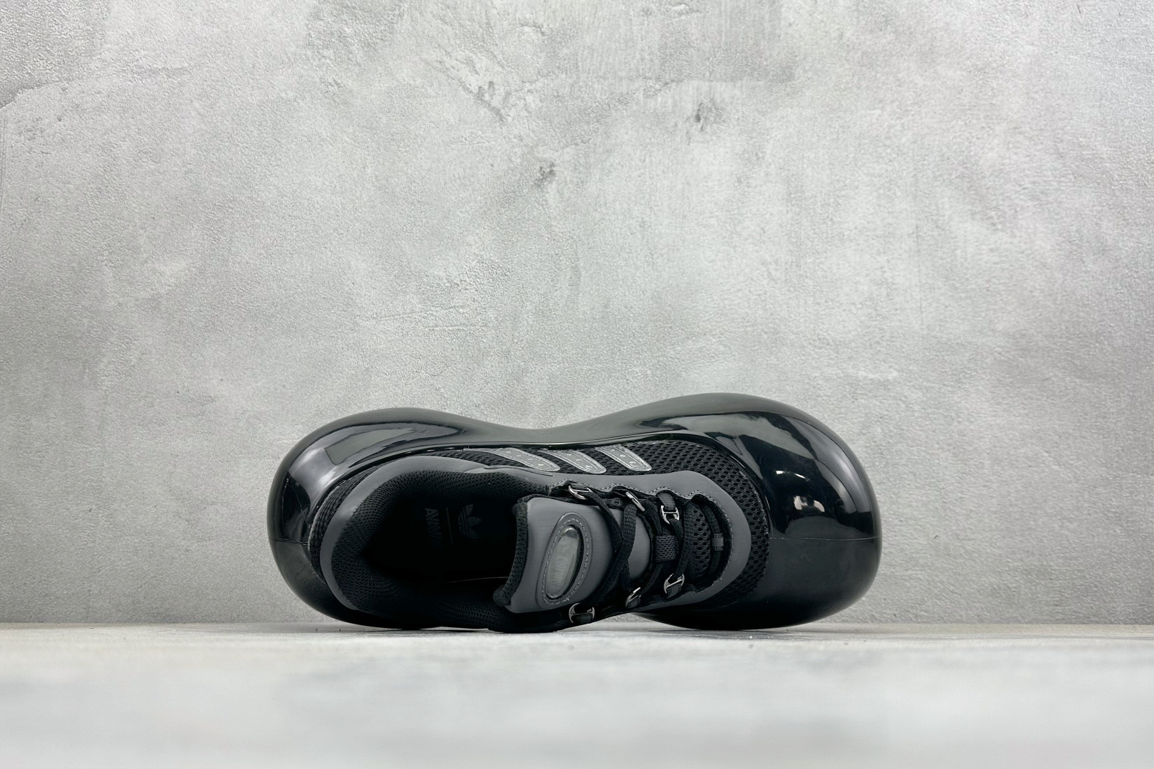 300 AVAVAV x AdidOriginals Moonrubber Megaride 阿迪达斯 联名款 舒适 防滑耐磨 低帮 生活休闲鞋 JI1494