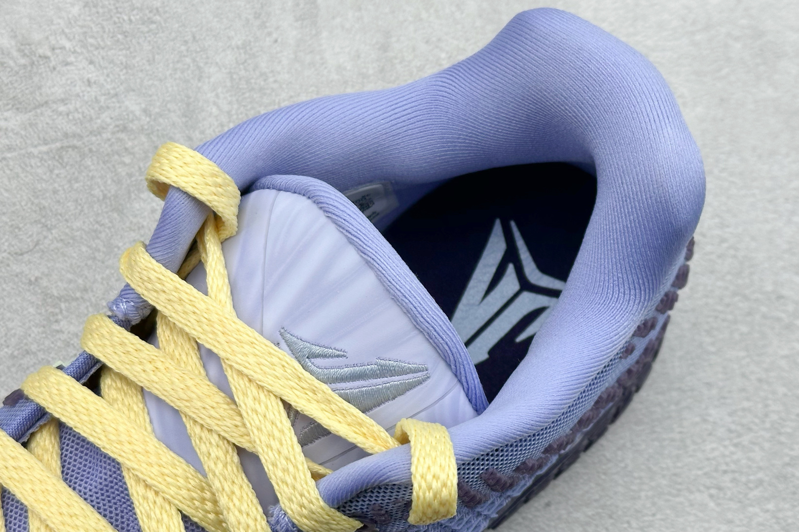 300 灭世Nike JA 3 EP 莫兰特三代低帮实战篮球鞋 HF2794-700