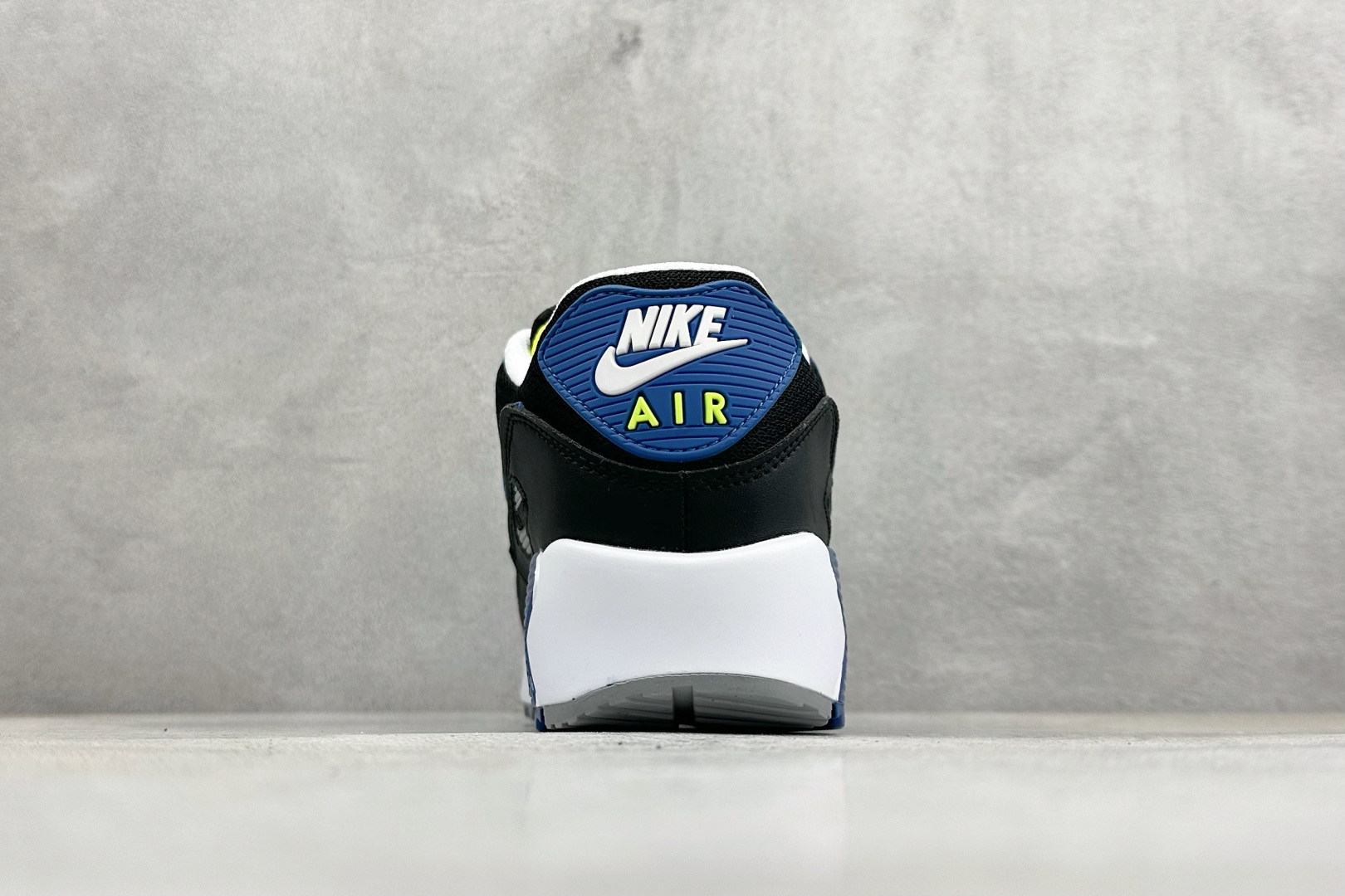180 NK Air MAX 90 气垫复古减震跑步鞋 DM0029-001