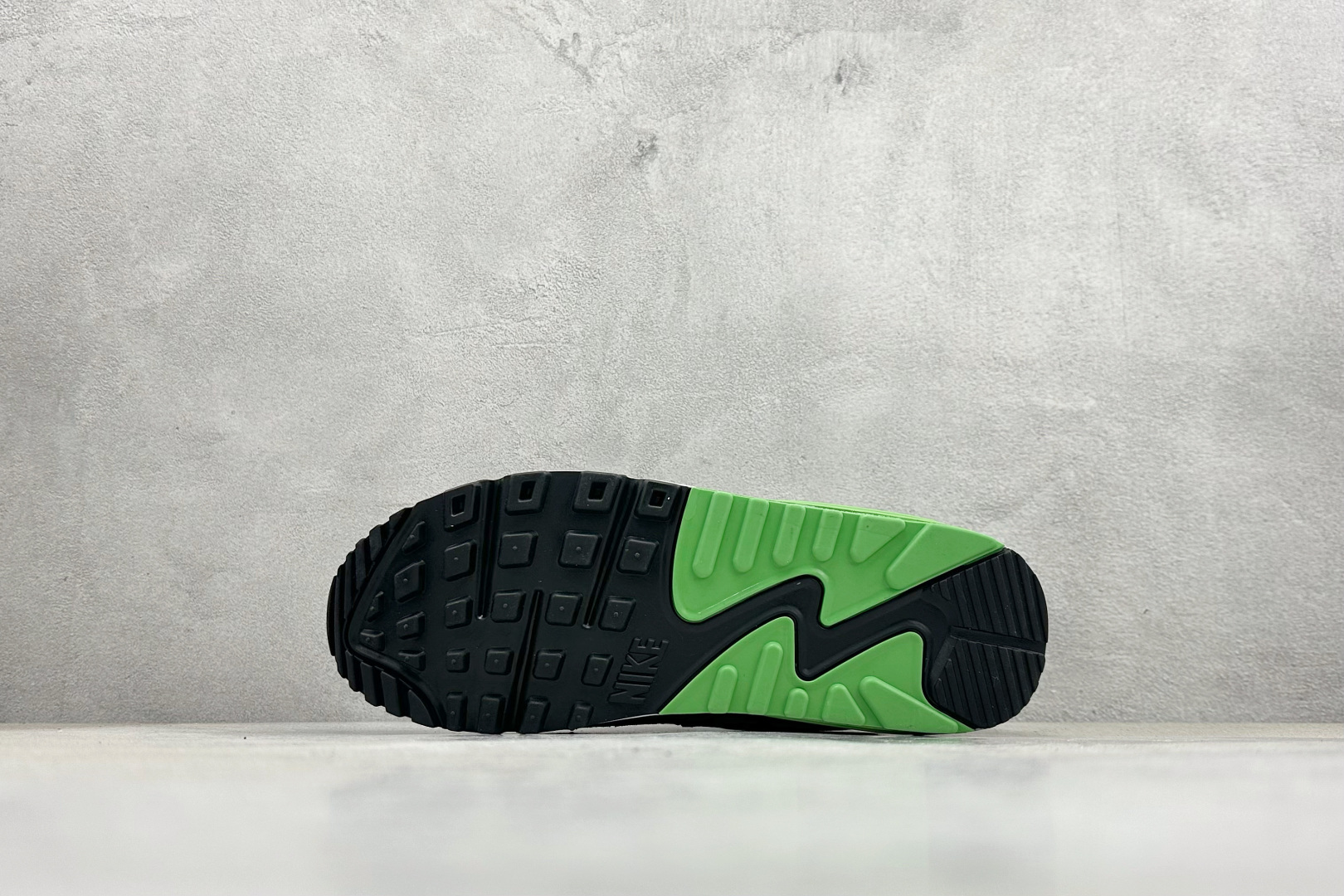 180 NK Air MAX 90 气垫复古减震跑步鞋 经典重温 CV8839-300