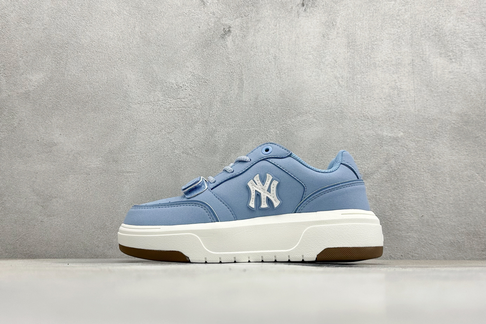 180 MLB Chunky Liner 学长鞋系列低帮老爹风轻量增高厚底百搭休闲运动慢跑鞋 3ASXP015N