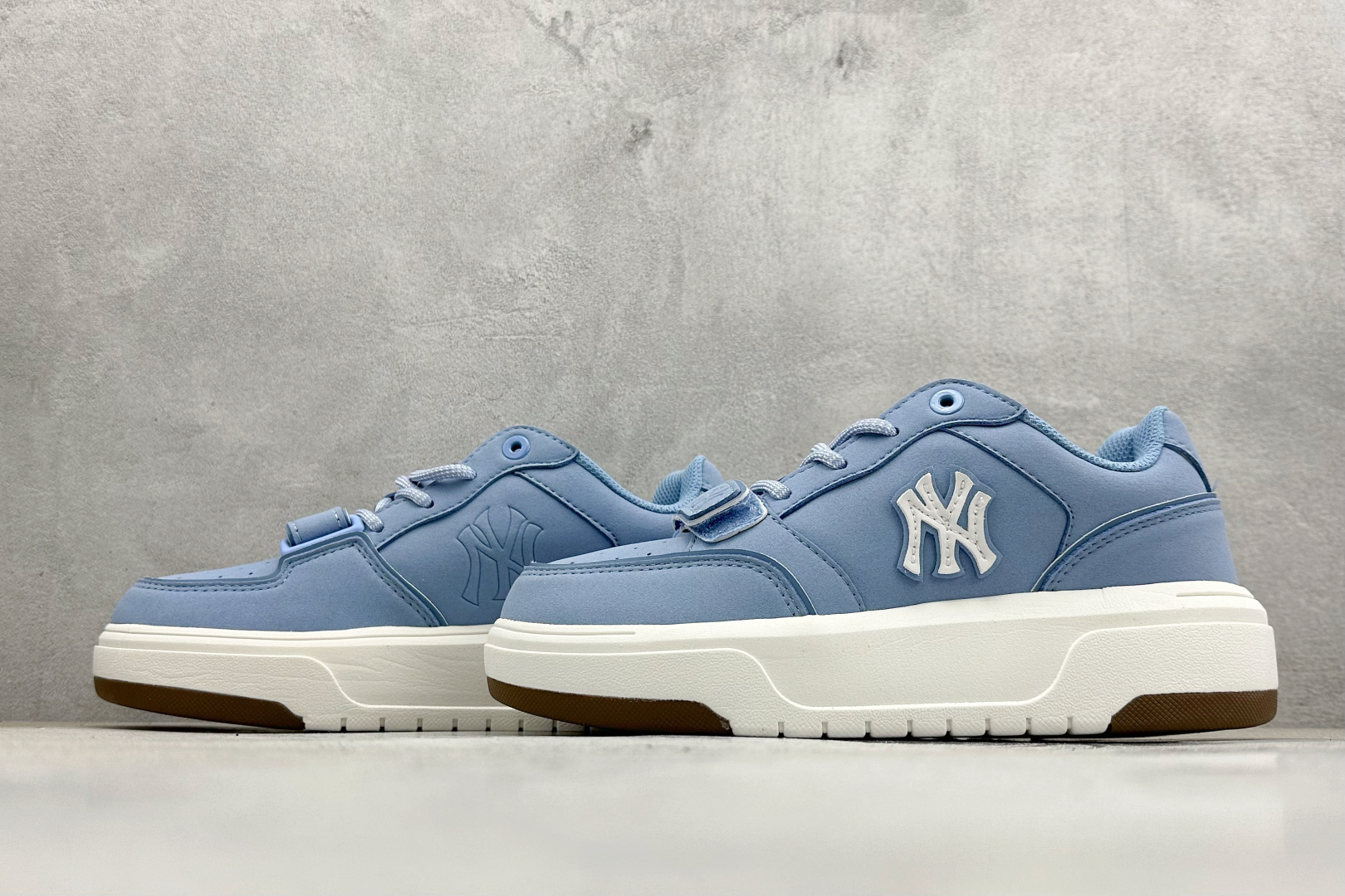 180 MLB Chunky Liner 学长鞋系列低帮老爹风轻量增高厚底百搭休闲运动慢跑鞋 3ASXP015N