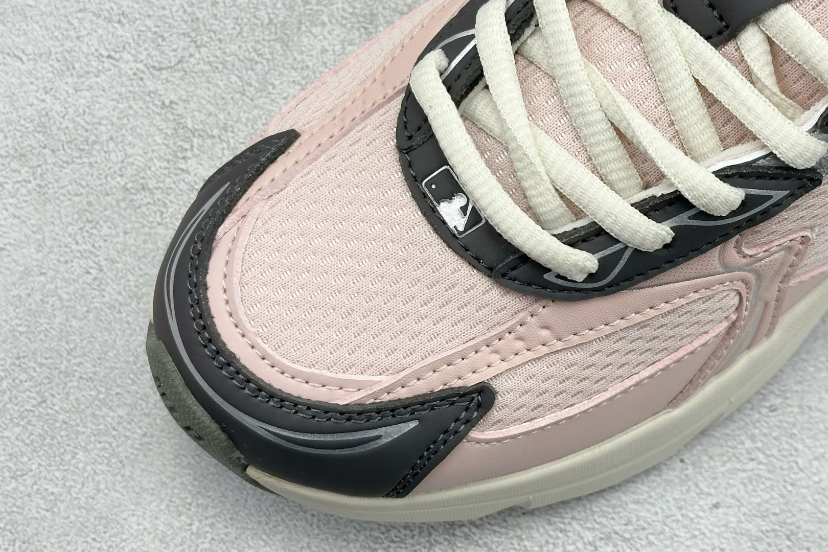 180 MLB Chunky Curve Runner Speed NB 纽约洋基队 厚底休闲跑鞋 3ARNC055N 尺码：35 36 36.5 37.5 38 38.5 39 40 40.5 41 42 42.5 43 44 45 编码：30