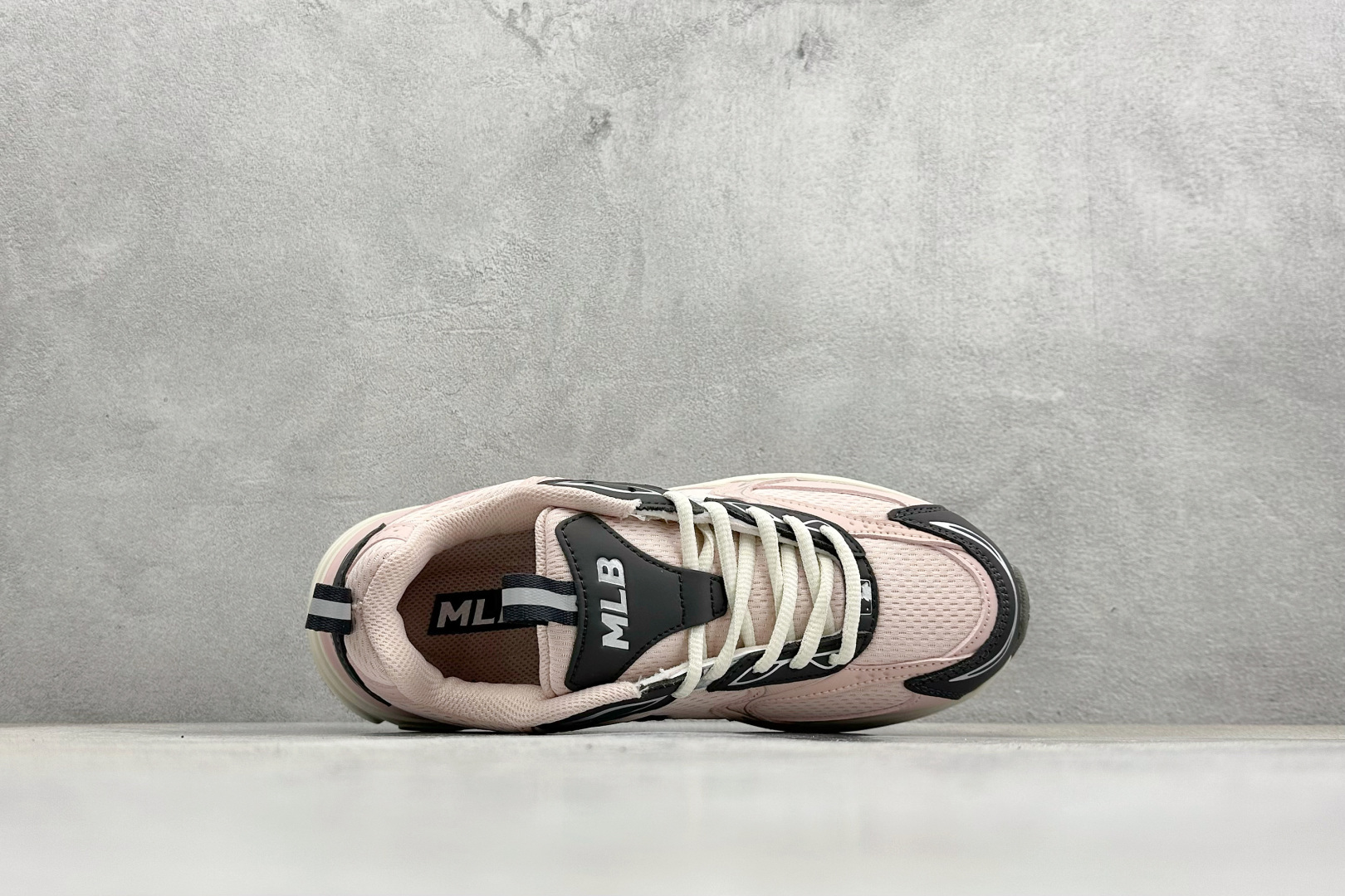 180 MLB Chunky Curve Runner Speed NB 纽约洋基队 厚底休闲跑鞋 3ARNC055N 尺码：35 36 36.5 37.5 38 38.5 39 40 40.5 41 42 42.5 43 44 45 编码：30