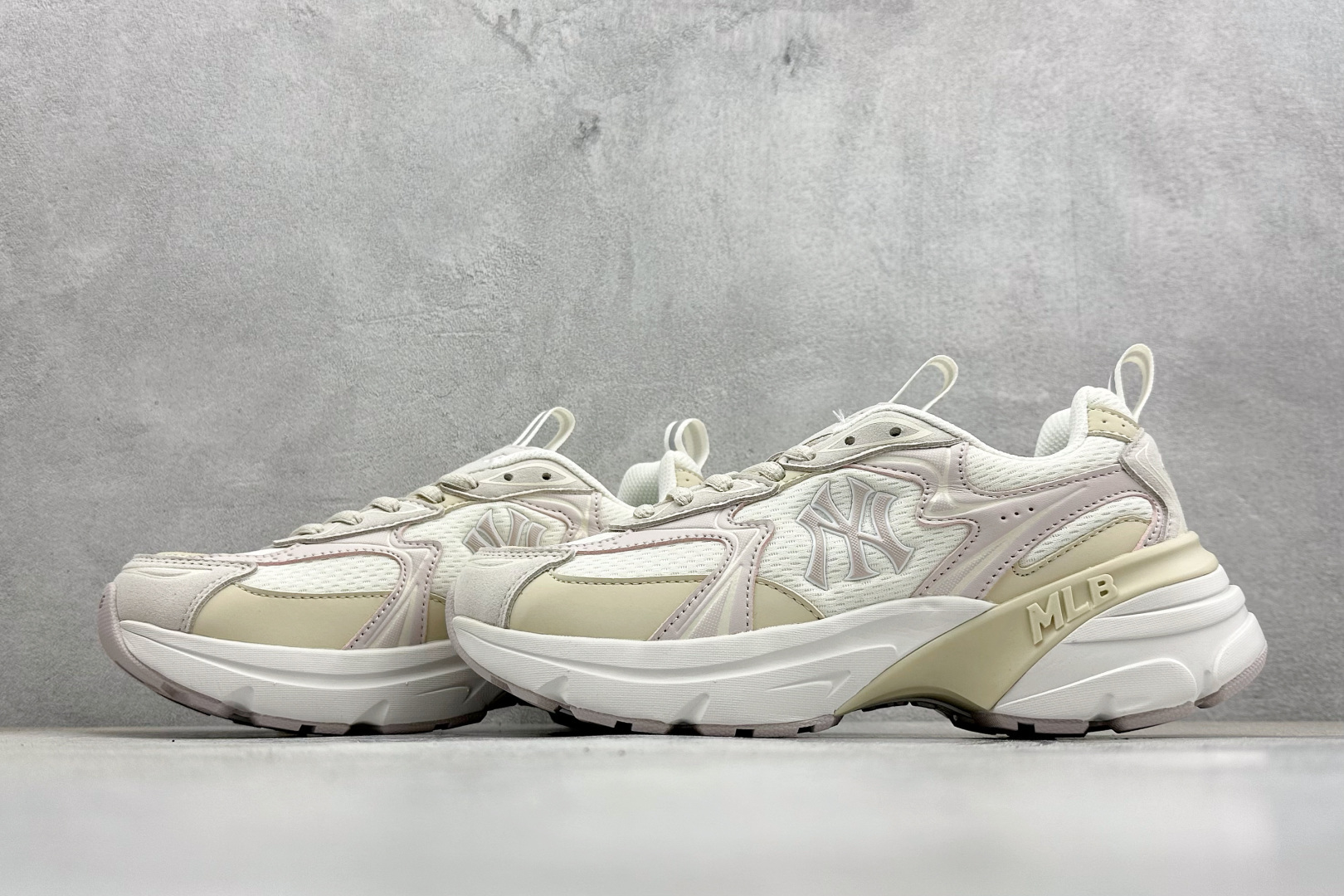 MLB Chunky Curve Runner Speed SD 纽约洋基队 厚底休闲跑鞋 3ARNC045N