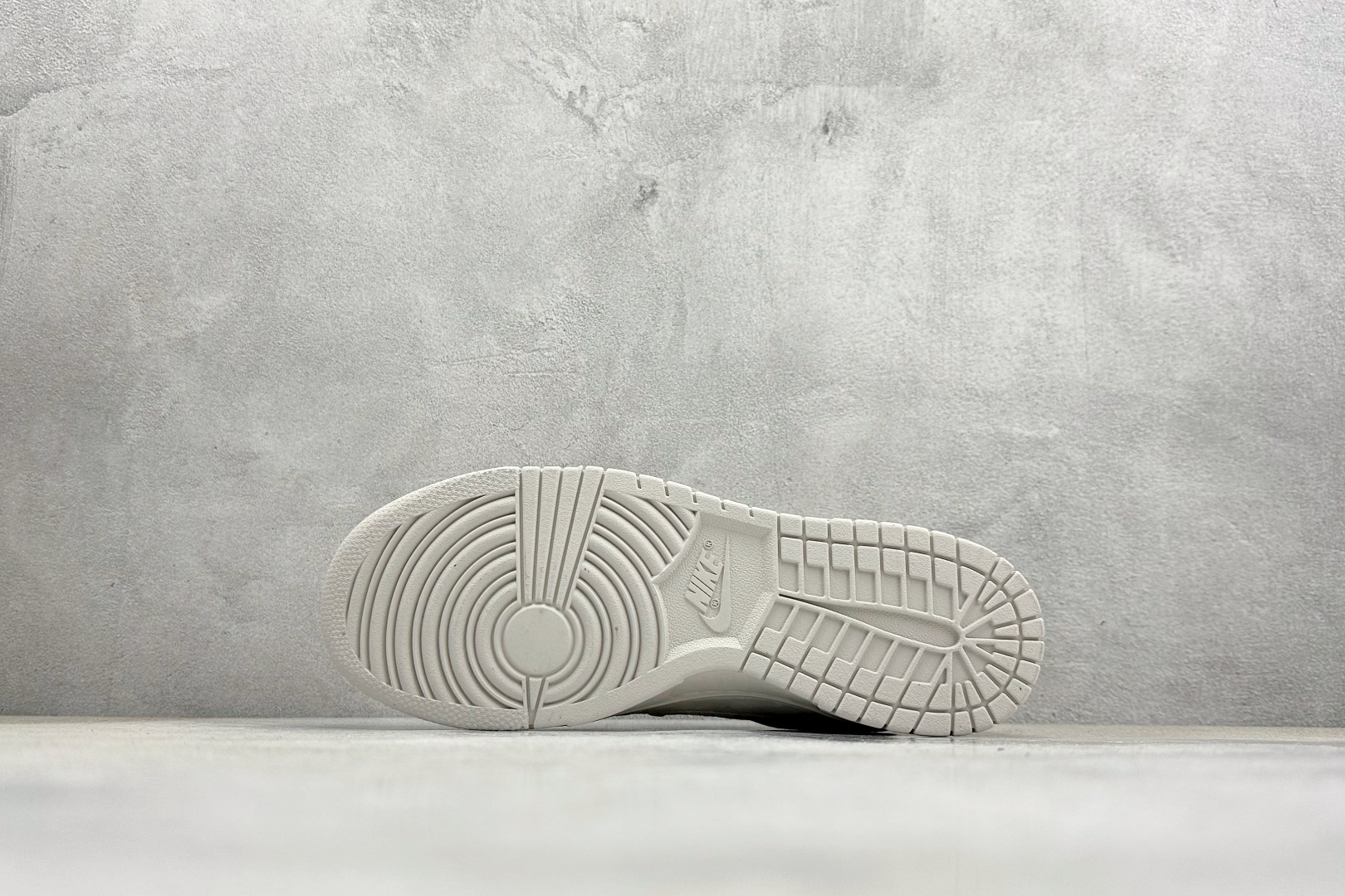 Nike SB Dunk Low SUP联名 周年高端定制 低帮休闲板鞋 DD1988-005-莆田鞋,莆田鞋货源,高仿鞋,高仿鞋货源,安福档口,莆田高仿鞋,莆田鞋批发,高仿鞋批发,莆田高仿运动鞋,高仿运动鞋,莆田运动鞋 Nike SB Dunk Low SUP联名 周年高端定制 低帮休闲板鞋 DD1988-005