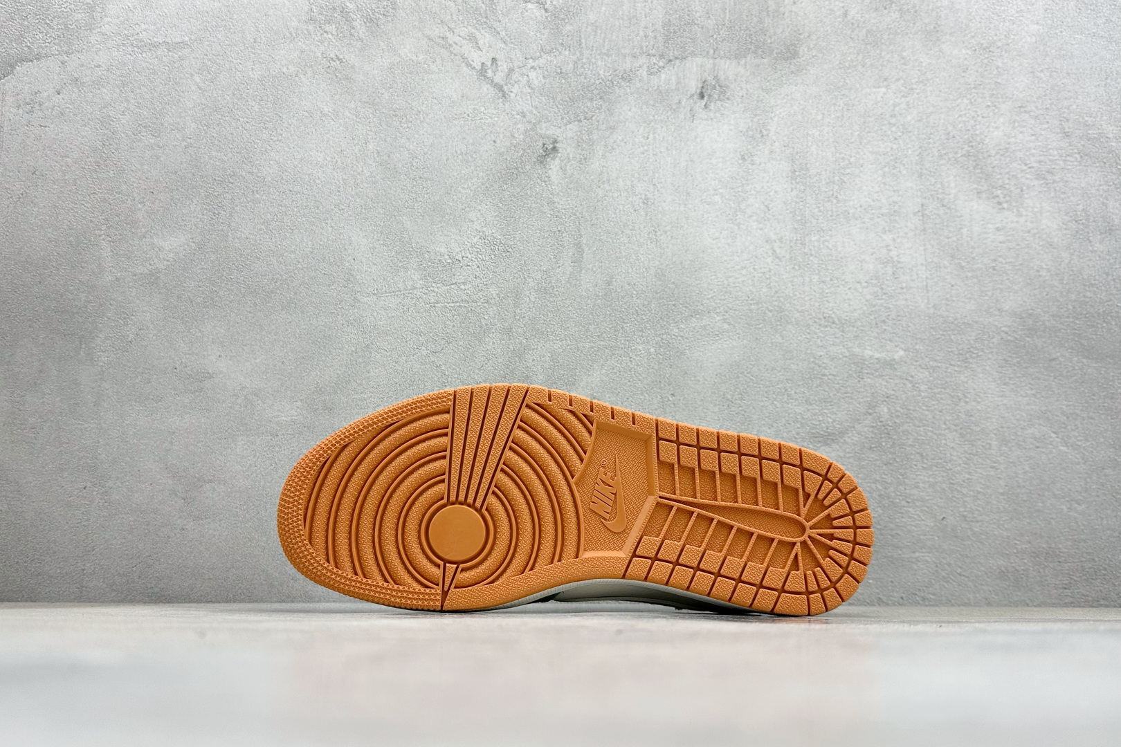 SC版Travis Scott x Fragment Design x Air Jordan 1 Low SP AJ1 乔1联名 白绿黑棕 低帮文化休闲板鞋 DZ2688-002-莆田鞋,莆田鞋货源,高仿鞋,高仿鞋货源,安福档口,莆田高仿鞋,莆田鞋批发,高仿鞋批发,莆田高仿运动鞋,高仿运动鞋,莆田运动鞋 SC版Travis Scott x Fragment Design x Air Jordan 1 Low SP AJ1 乔1联名 白绿黑棕 低帮文化休闲板鞋 DZ2688-002