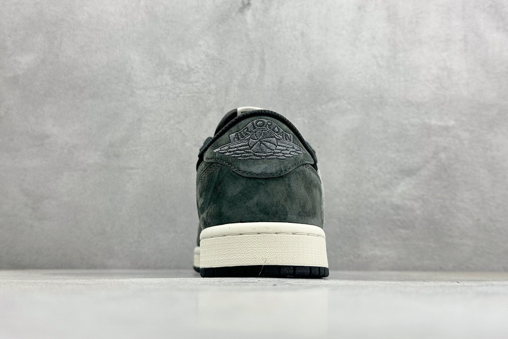 F版Fragment x TS x Air Jordan 1 Low 三方联名低帮倒钩板鞋 DM7866-001