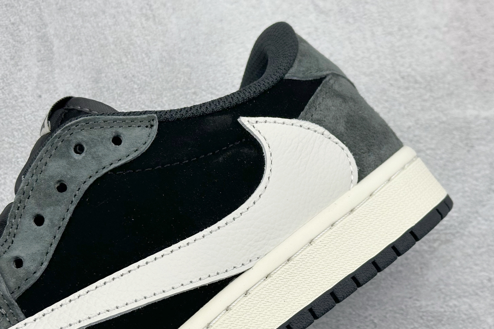 F版Fragment x TS x Air Jordan 1 Low 三方联名低帮倒钩板鞋 DM7866-001