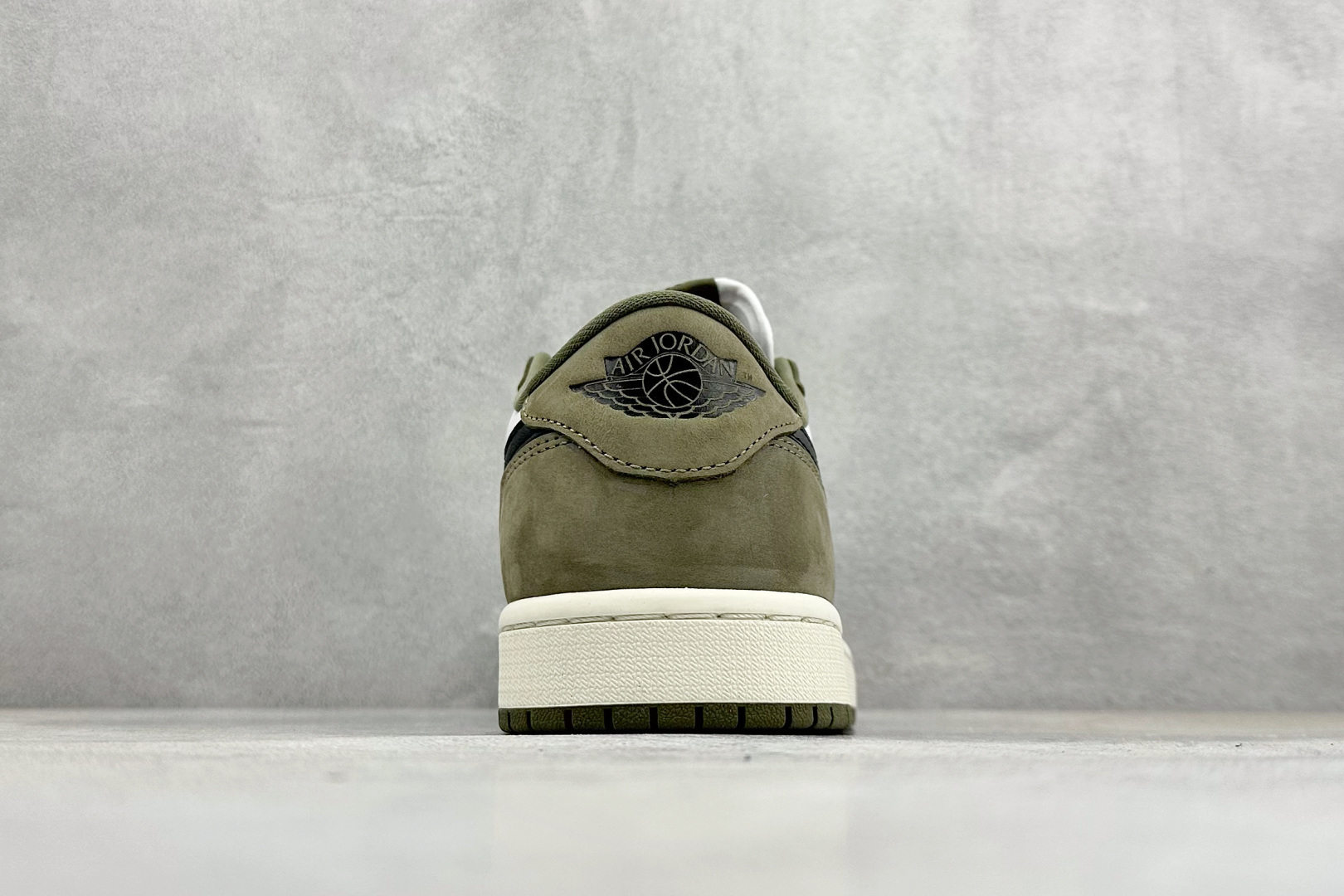 F版Fragment x TS x Air Jordan 1 Low 三方联名低帮板鞋 HQ6998-200