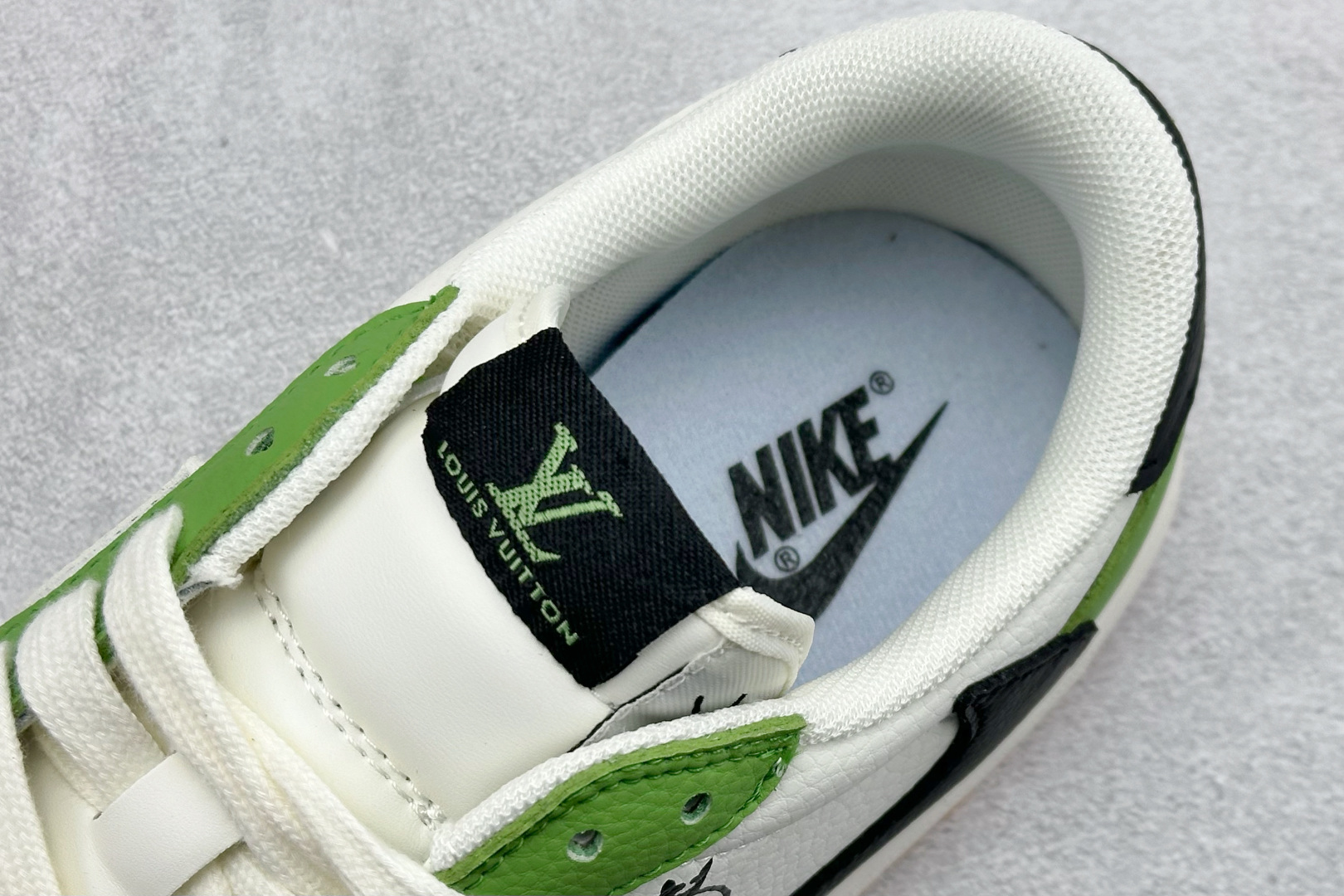 SC版Travis Scott x Fragment Design x Air Jordan 1 Low SP AJ1 乔1联名 白绿黑棕 低帮文化休闲板鞋 DZ2688-002-莆田鞋,莆田鞋货源,高仿鞋,高仿鞋货源,安福档口,莆田高仿鞋,莆田鞋批发,高仿鞋批发,莆田高仿运动鞋,高仿运动鞋,莆田运动鞋 SC版Travis Scott x Fragment Design x Air Jordan 1 Low SP AJ1 乔1联名 白绿黑棕 低帮文化休闲板鞋 DZ2688-002