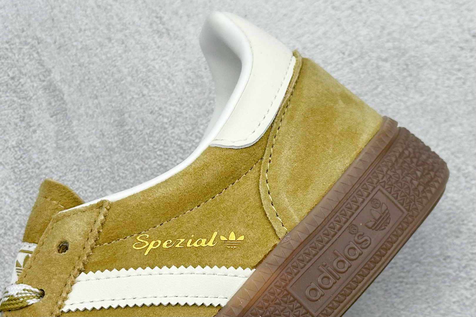 150 HZ版AdidHandball Spezial 阿迪达斯经典复古休闲板鞋 KI5939