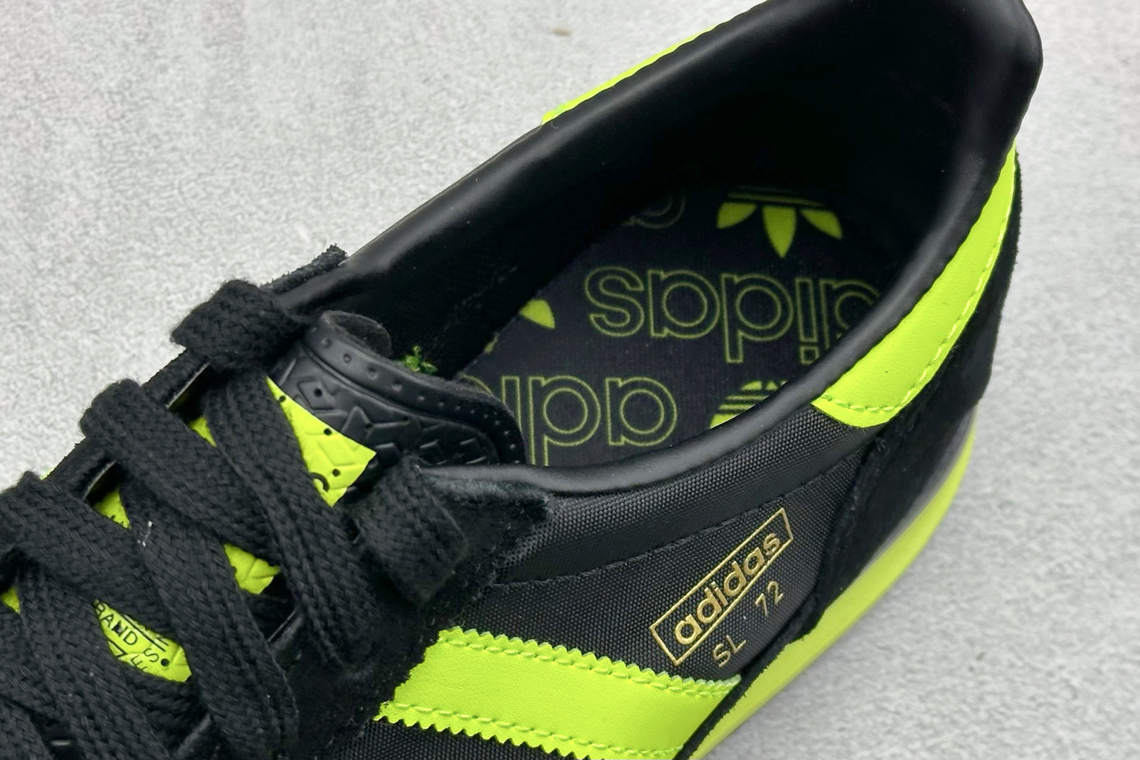 180 ML版AD Originals SL 72 RS 休闲防滑耐磨低帮板鞋 IG4647