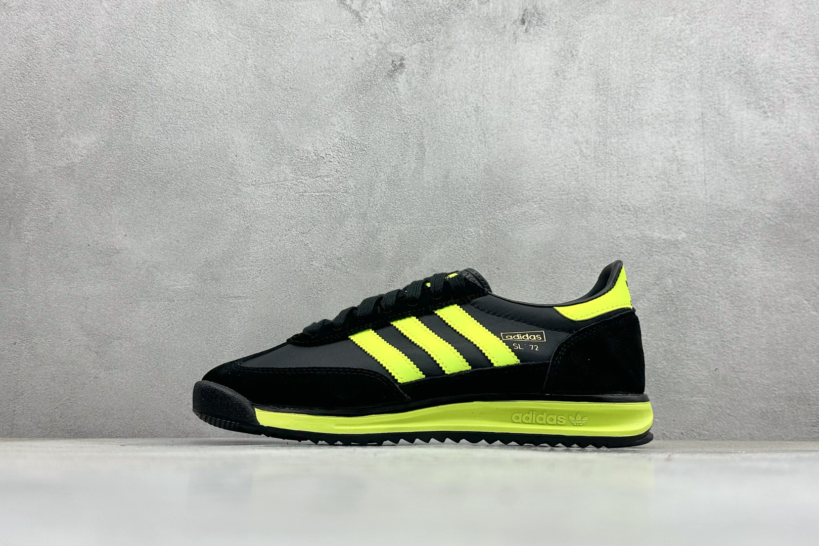 180 ML版AD Originals SL 72 RS 休闲防滑耐磨低帮板鞋 IG4647