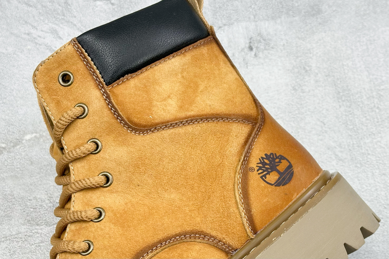 Timberland添柏岚/天伯伦 秋冬新品 秋冬必备户外休闲大黄靴系列 TB10053-莆田鞋,莆田鞋货源,高仿鞋,高仿鞋货源,安福档口,莆田高仿鞋,莆田鞋批发,高仿鞋批发,莆田高仿运动鞋,高仿运动鞋,莆田运动鞋 Timberland添柏岚/天伯伦 秋冬新品 秋冬必备户外休闲大黄靴系列 TB10053