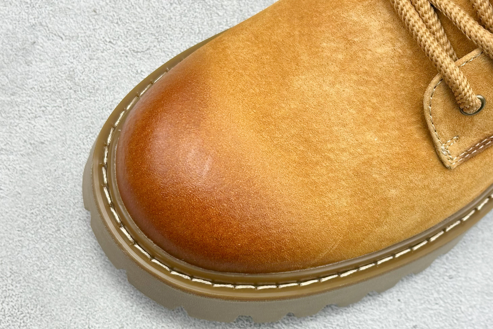 Timberland添柏岚/天伯伦 秋冬新品 秋冬必备户外休闲大黄靴系列 TB10053-莆田鞋,莆田鞋货源,高仿鞋,高仿鞋货源,安福档口,莆田高仿鞋,莆田鞋批发,高仿鞋批发,莆田高仿运动鞋,高仿运动鞋,莆田运动鞋 Timberland添柏岚/天伯伦 秋冬新品 秋冬必备户外休闲大黄靴系列 TB10053