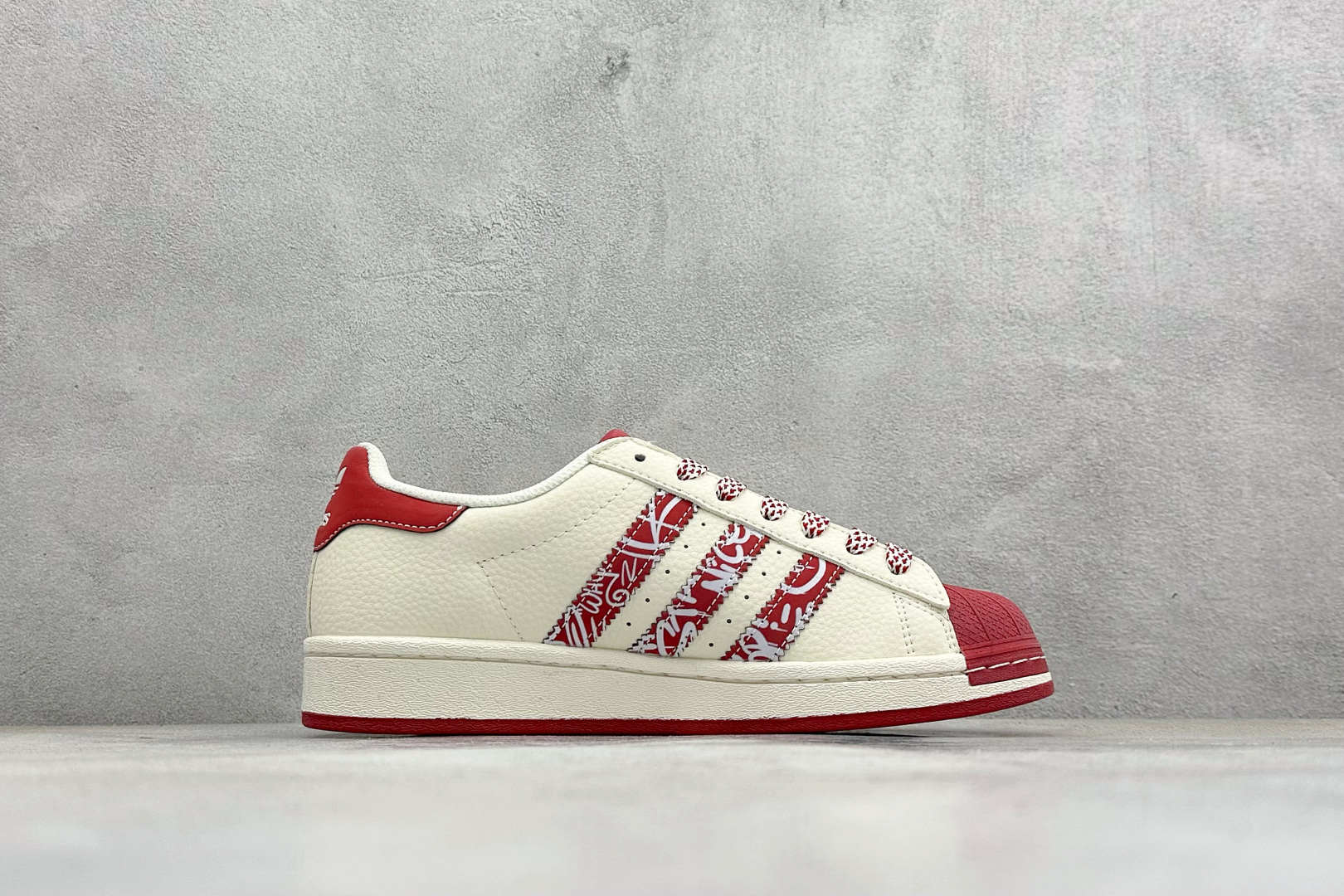 AD Originals Superstar SUP联名贝壳头板鞋 DS0034