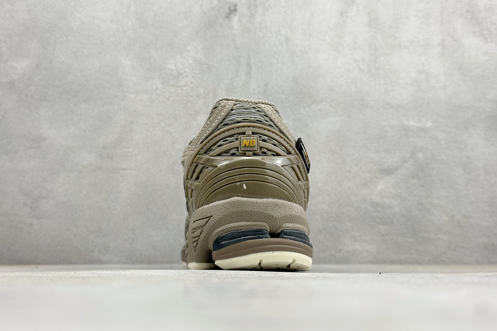 200 New Balance 1906系列复古老爹风休闲运动慢跑鞋 U1906ROB-Chinese UA Cheap High Quatity Brand Clothes Bags handbags Sneakers wholesale wholesaler seller from China Factory suppliers Fashion Clothing Shoes best Quality Beautiful Price 200 New Balance 1906系列复古老爹风休闲运动慢跑鞋 U1906ROB