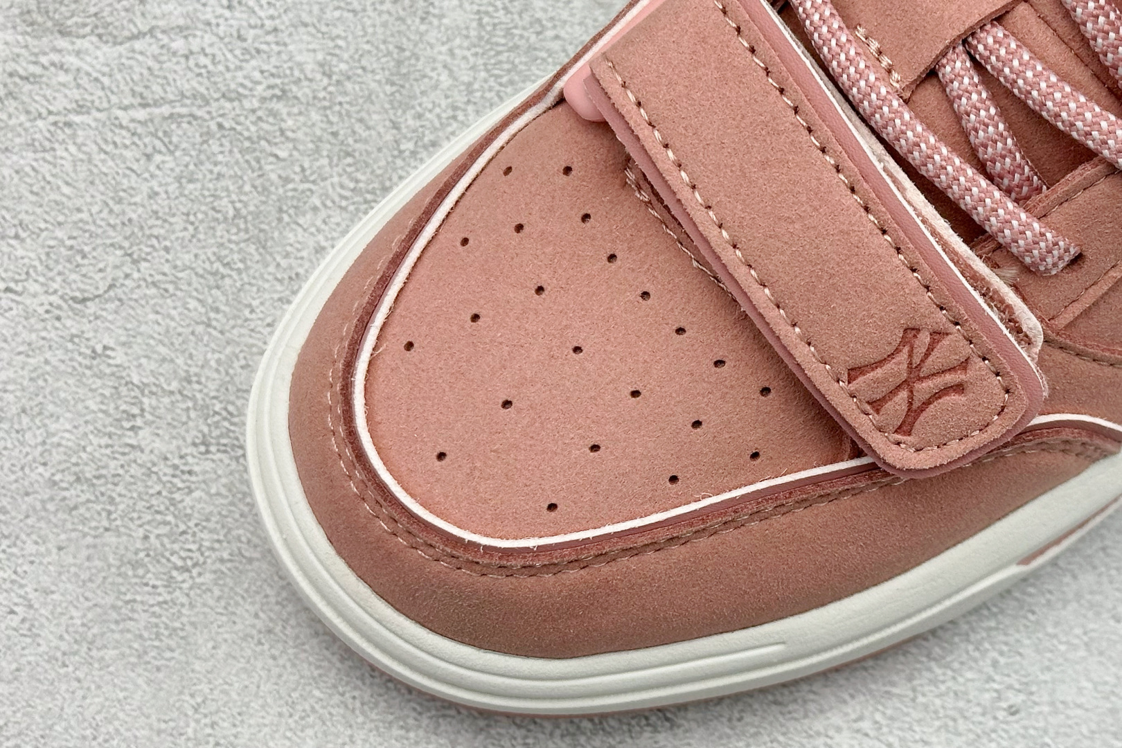 MLB Chunky Liner 学长鞋系列低帮老爹风轻量增高厚底百搭休闲运动慢跑鞋 3ASXP015N