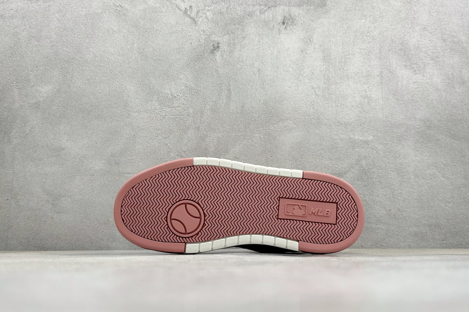 MLB Chunky Liner 学长鞋系列低帮老爹风轻量增高厚底百搭休闲运动慢跑鞋 3ASXP015N