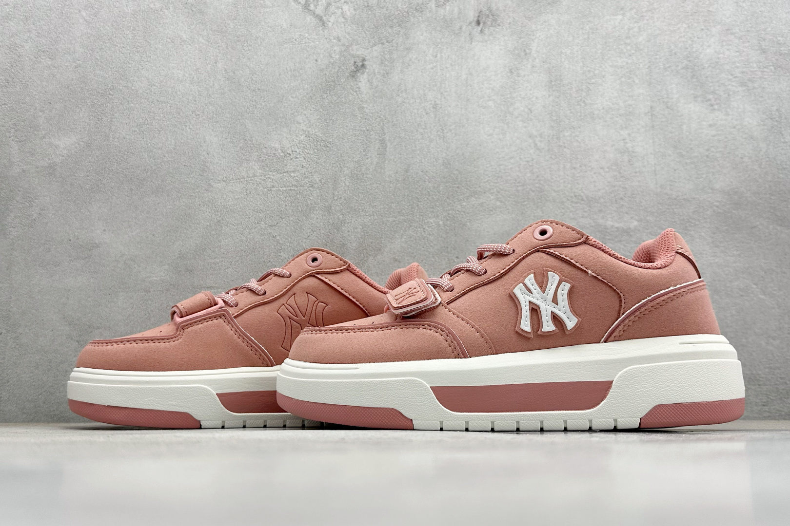 MLB Chunky Liner 学长鞋系列低帮老爹风轻量增高厚底百搭休闲运动慢跑鞋 3ASXP015N