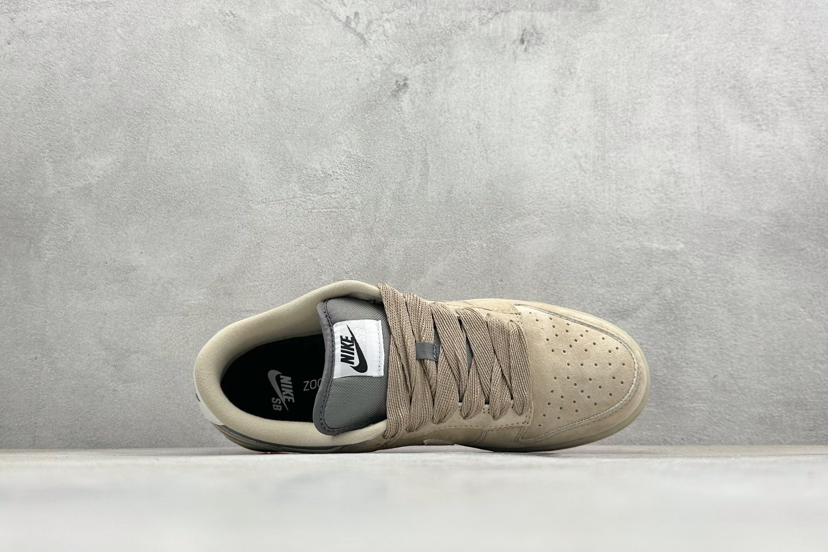 Nike SB Dunk Low Pro B ”Parachute Beige” 沙漠卡其 低帮休闲板鞋 HJ0367-200