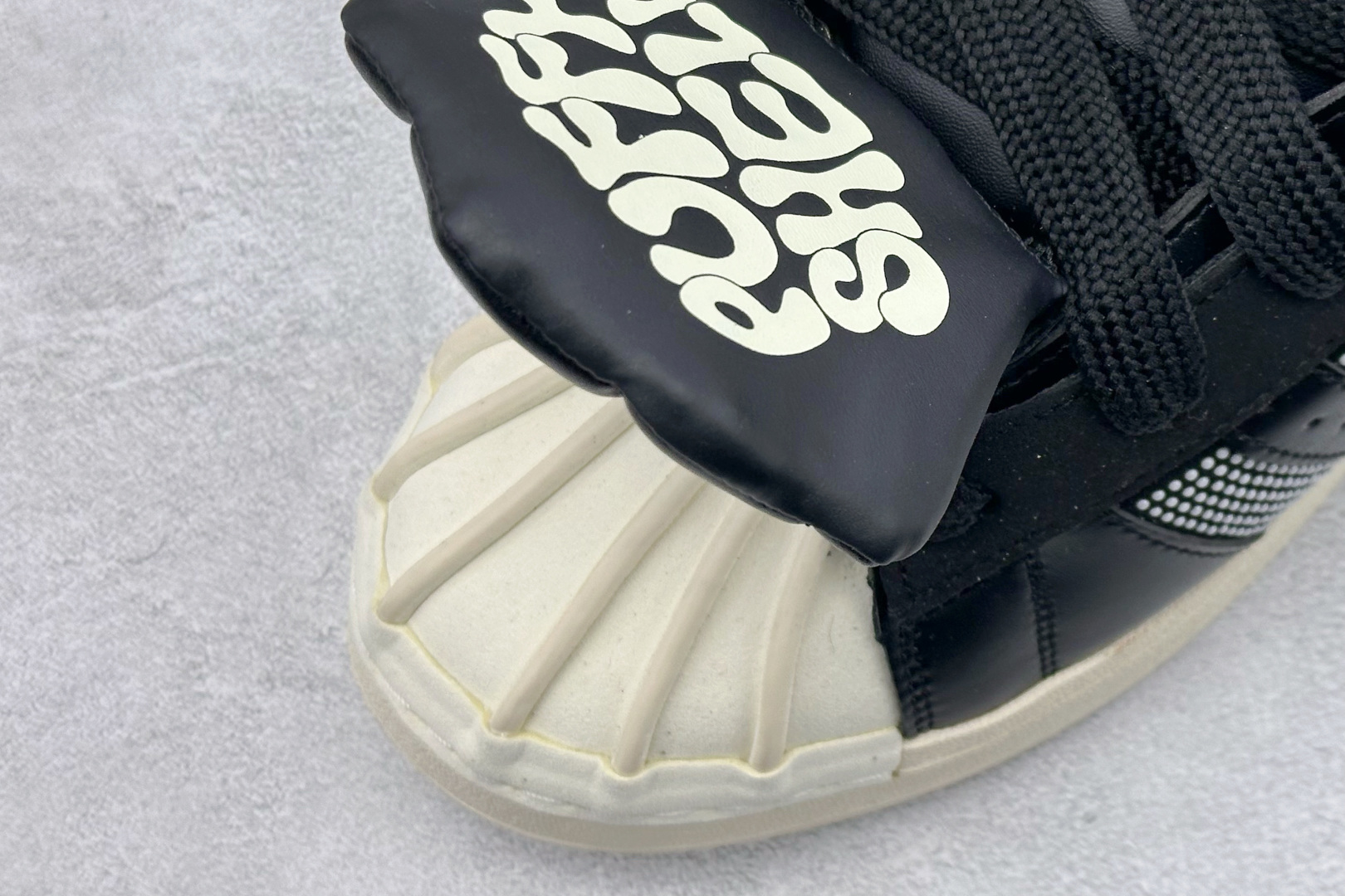 ML版AdidOriginals SUPERSTAR PUFFY SHELL厚底贝壳头双鞋舌 贝壳头休闲板鞋 KJ6976