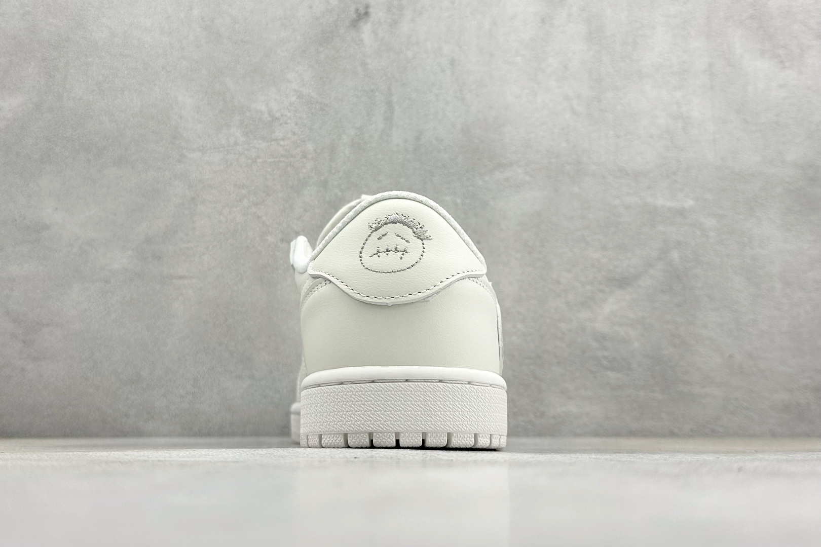 260 F版Fragment x TS x Air Jordan 1 Low 三方联名低帮倒钩板鞋 TD1228-111