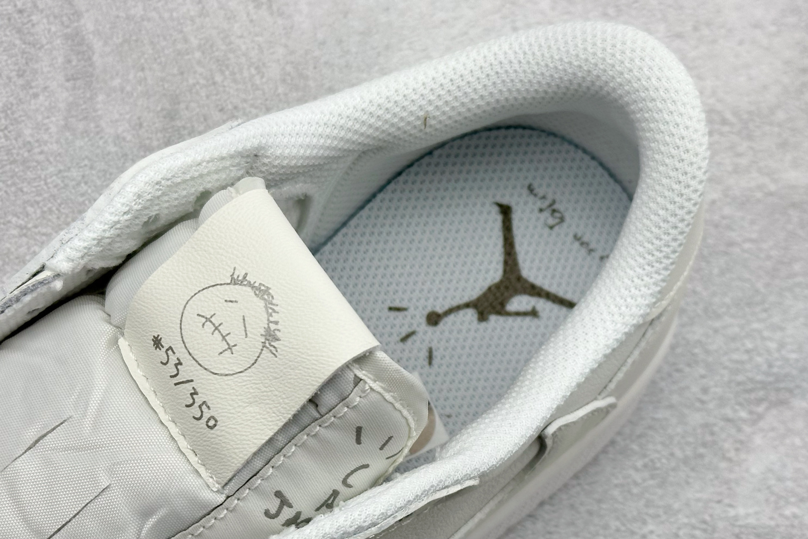 260 F版Fragment x TS x Air Jordan 1 Low 三方联名低帮倒钩板鞋 TD1228-111
