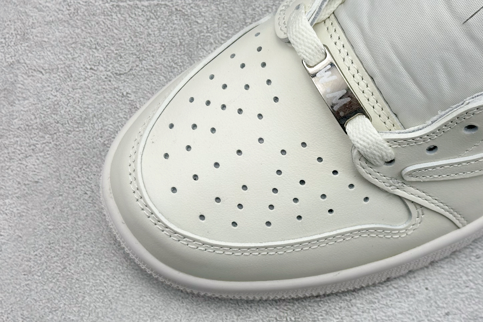 260 F版Fragment x TS x Air Jordan 1 Low 三方联名低帮倒钩板鞋 TD1228-111