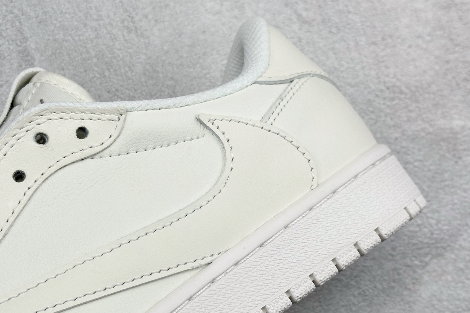 260 F版Fragment x TS x Air Jordan 1 Low 三方联名低帮倒钩板鞋 TD1228-111