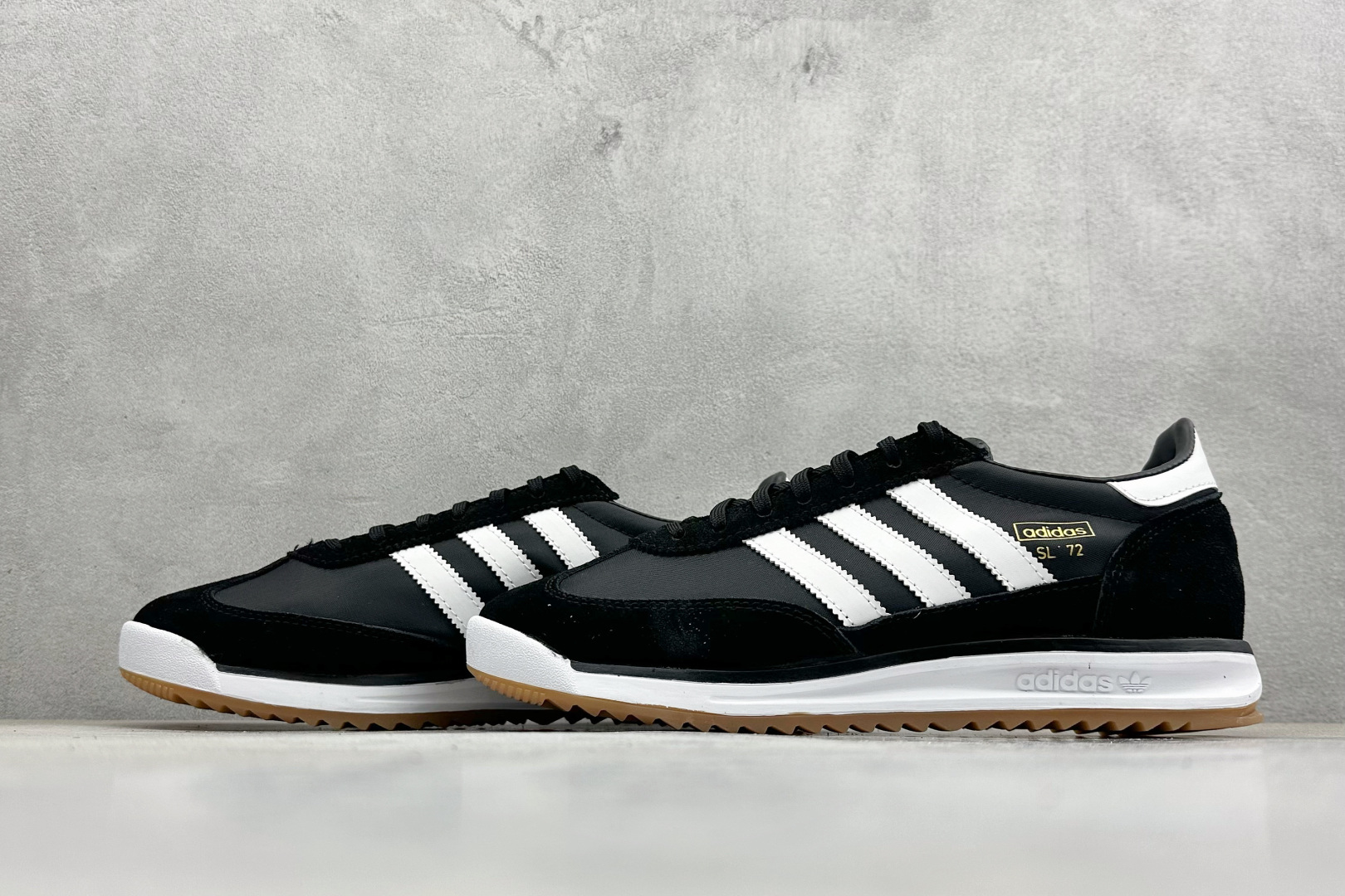 ML版AD Originals SL 72 RS 休闲防滑耐磨低帮板鞋 IH8017-莆田鞋,莆田鞋货源,高仿鞋,高仿鞋货源,安福档口,莆田高仿鞋,莆田鞋批发,高仿鞋批发,莆田高仿运动鞋,高仿运动鞋,莆田运动鞋 ML版AD Originals SL 72 RS 休闲防滑耐磨低帮板鞋 IH8017