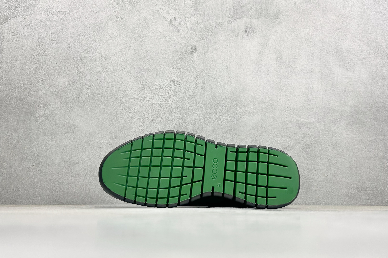 ECCO爱步跑步鞋百搭舒适 秋冬新款厚底休闲运动鞋男鞋 5252745-256-莆田鞋,莆田鞋货源,高仿鞋,高仿鞋货源,安福档口,莆田高仿鞋,莆田鞋批发,高仿鞋批发,莆田高仿运动鞋,高仿运动鞋,莆田运动鞋 ECCO爱步跑步鞋百搭舒适 秋冬新款厚底休闲运动鞋男鞋 5252745-256