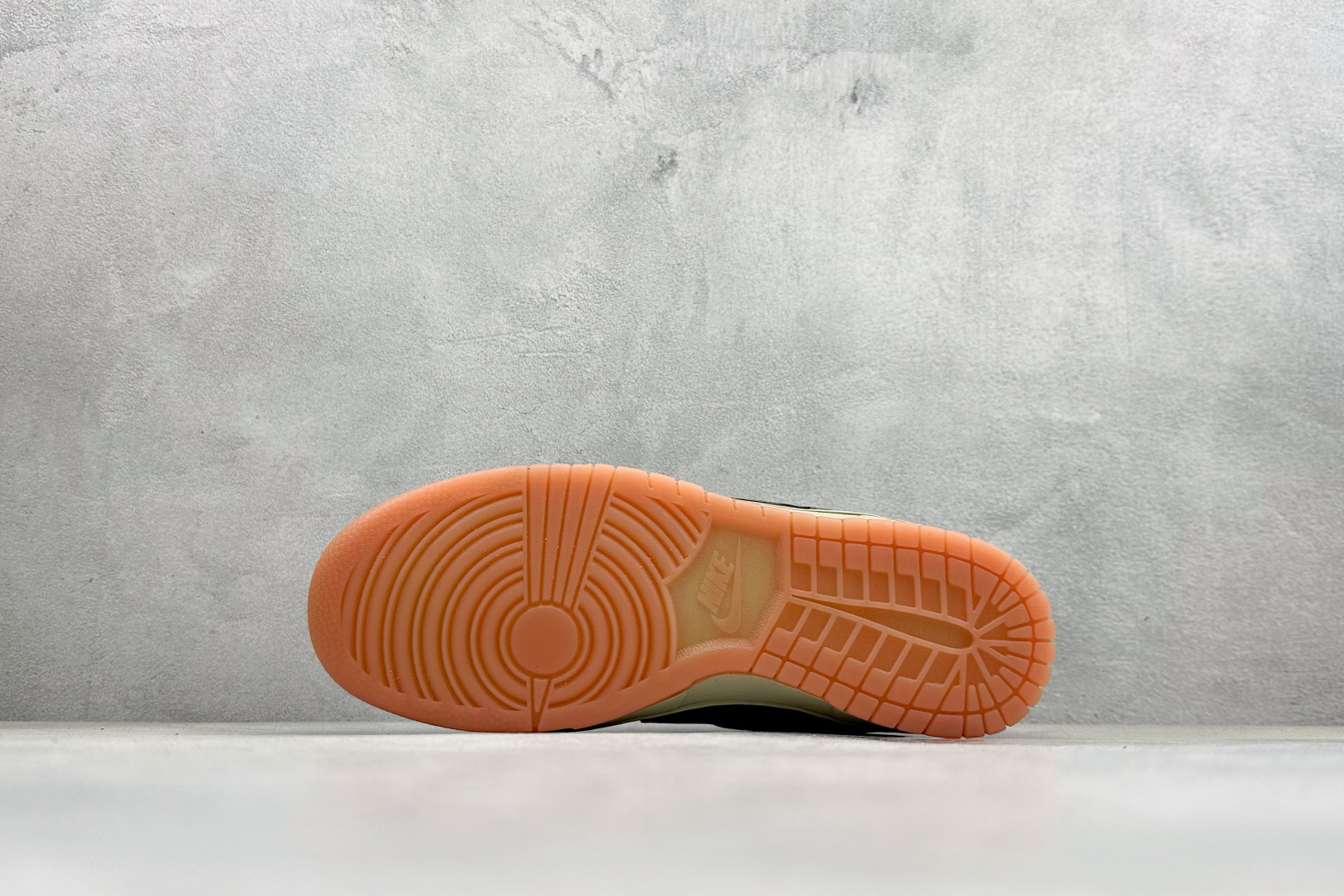 Nike SB Dunk Low 生胶军绿 SB低帮休闲板鞋 HJ0367-301