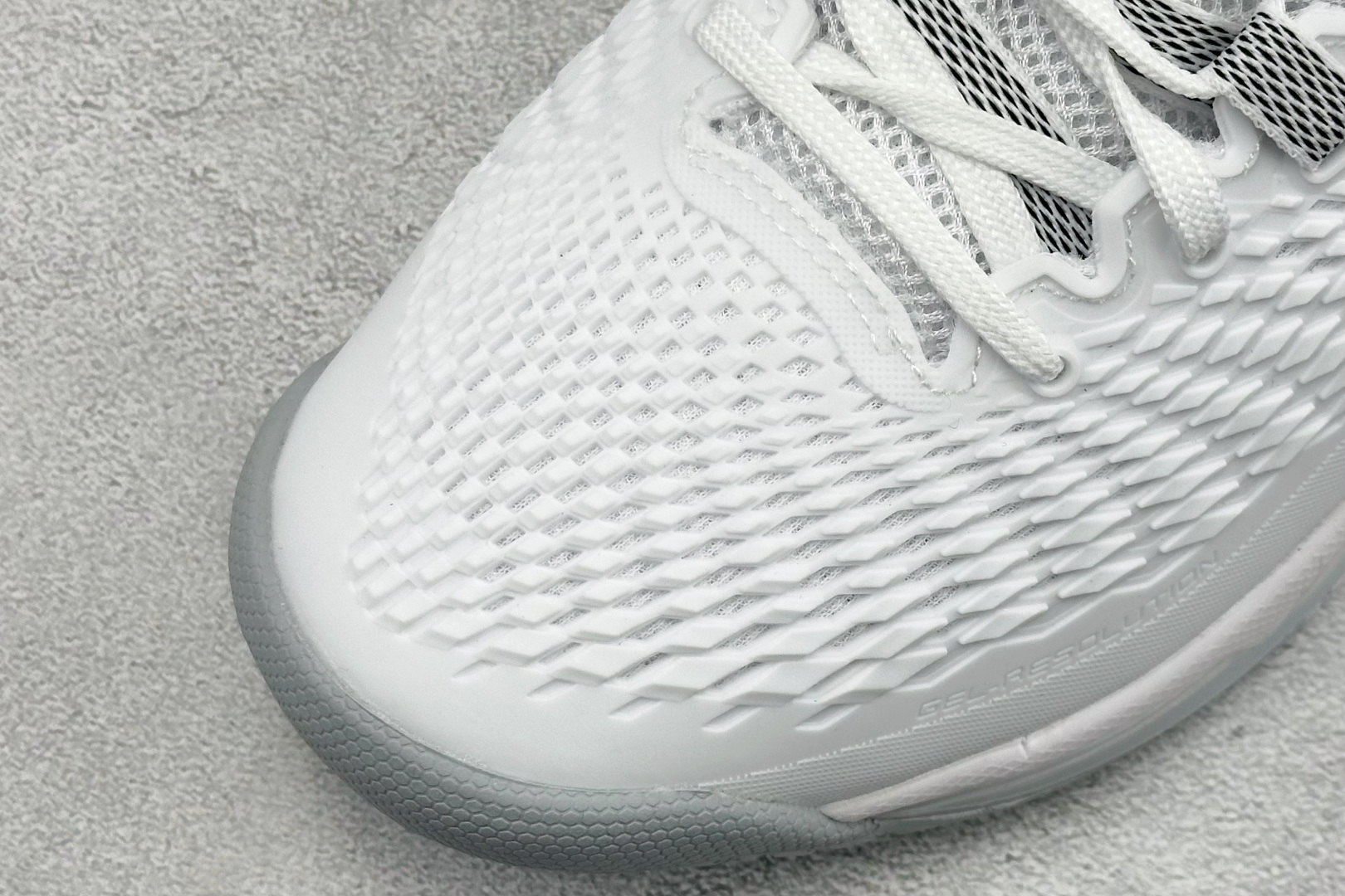 Asics Gel-Resoluti9 低帮网球鞋 1041A330-100