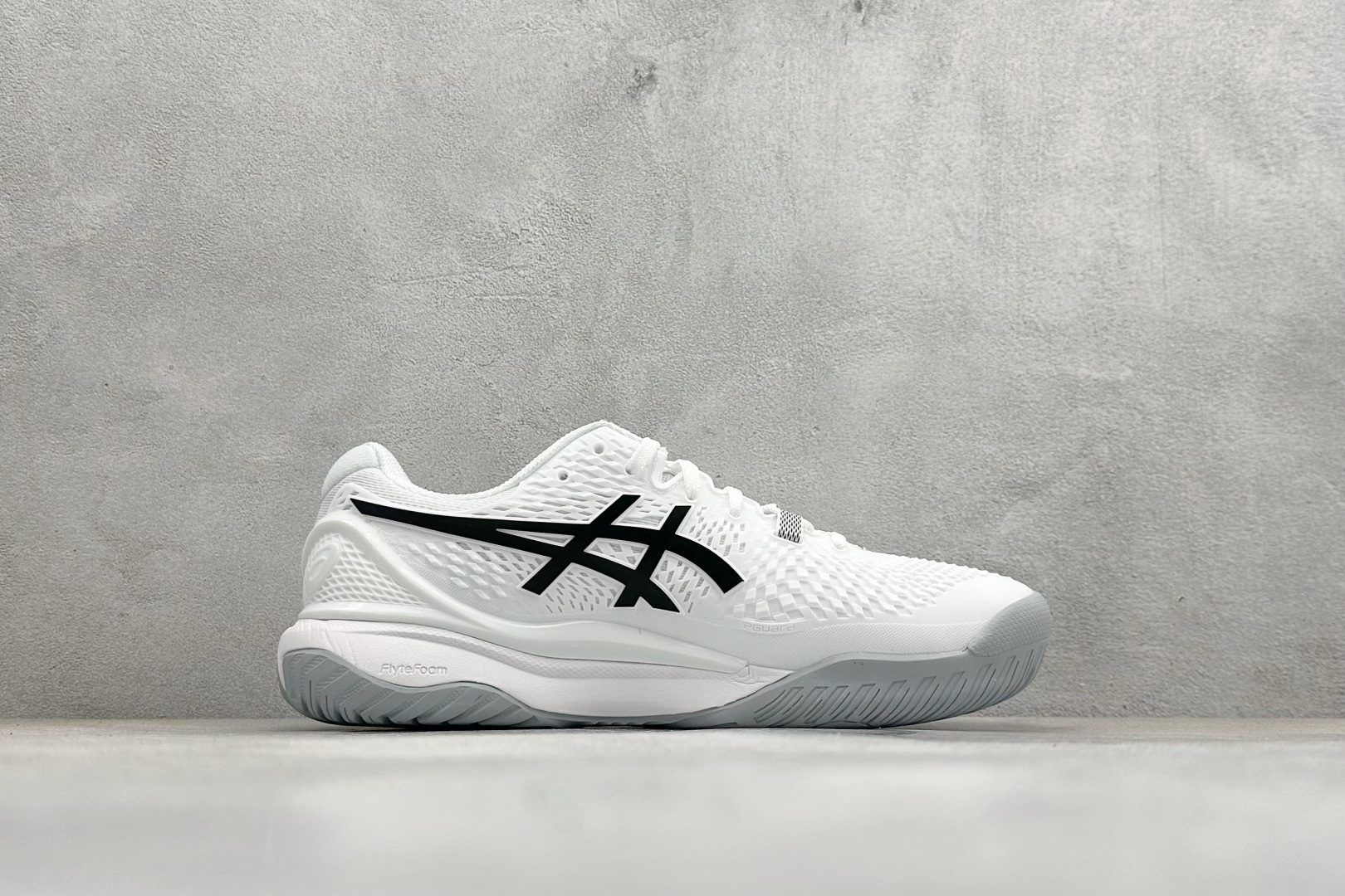 Asics Gel-Resoluti9 低帮网球鞋 1041A330-100