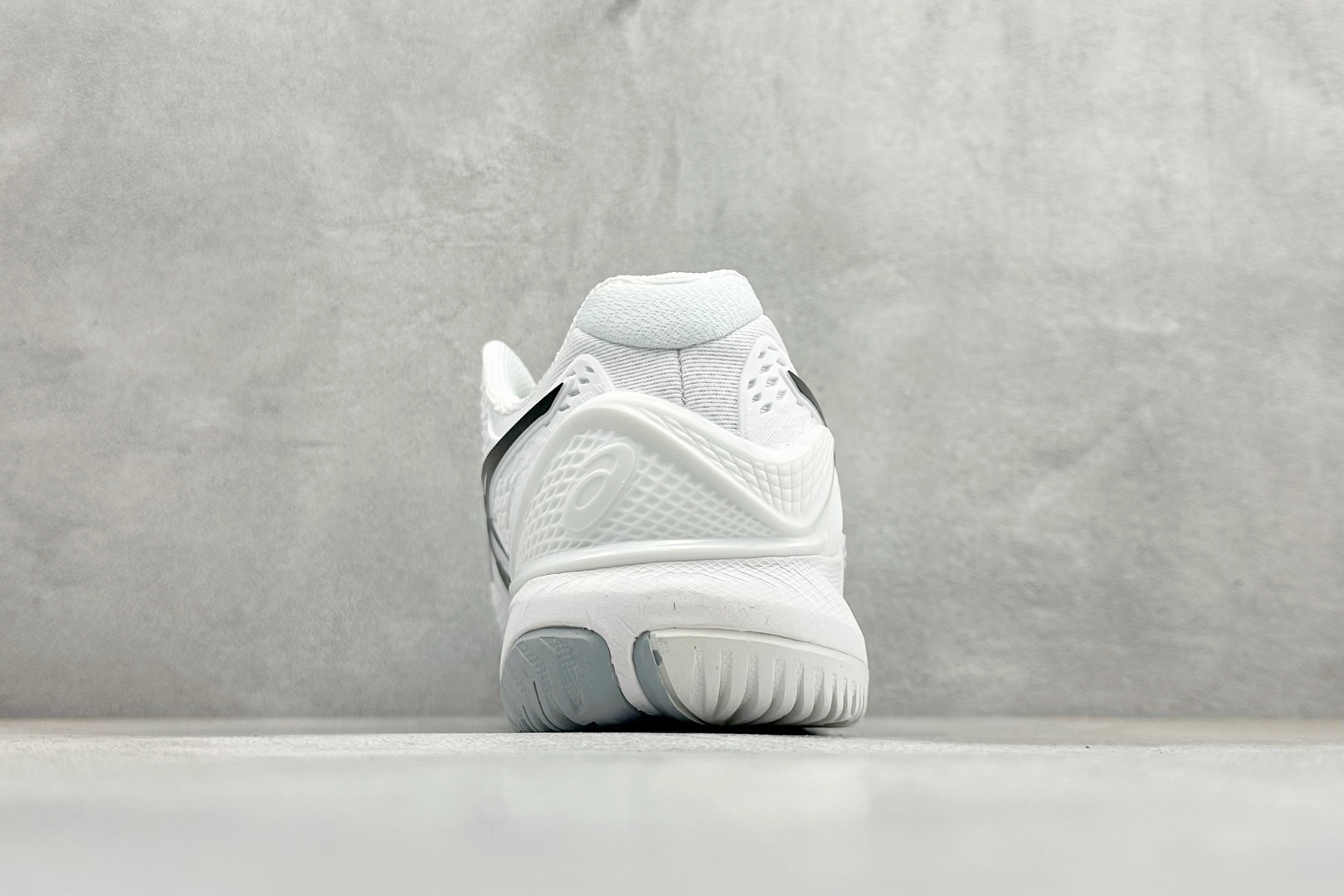 Asics Gel-Resoluti9 低帮网球鞋 1041A330-100