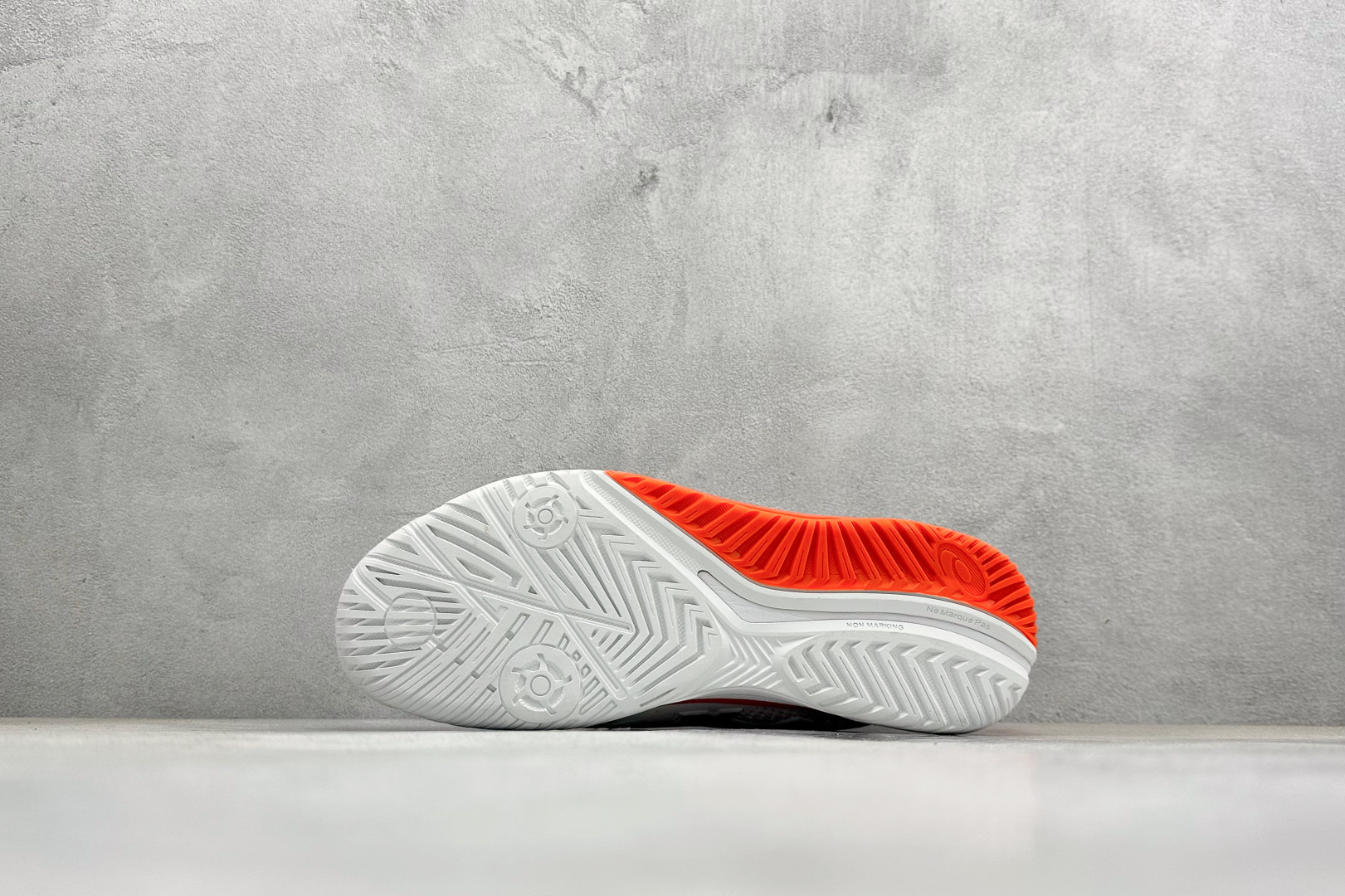 Asics Gel-Resoluti9 低帮网球鞋 1041A376-102